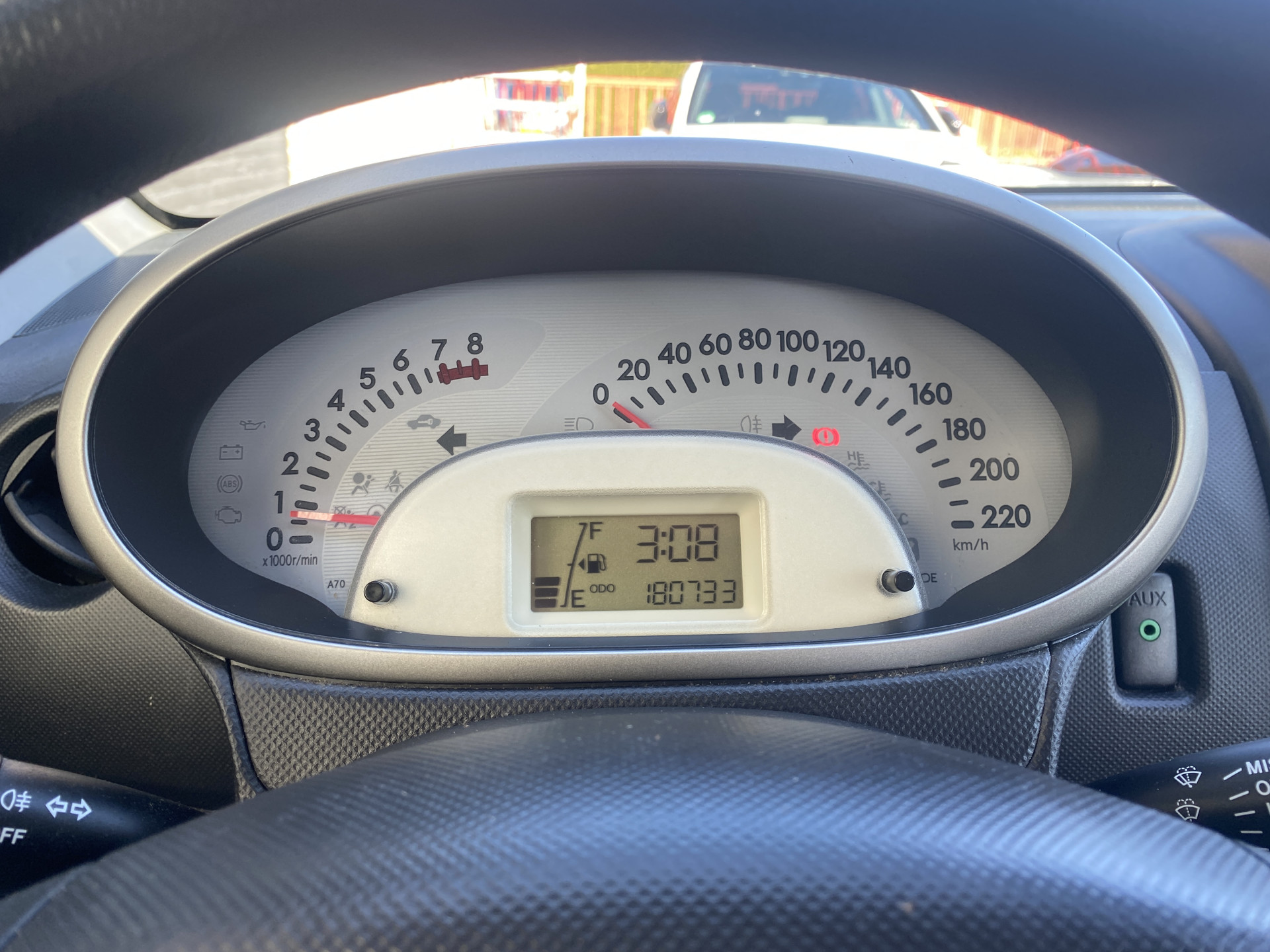 Daihatsu Sirion 2 1.3-16V Prestige | dealer onderhouden | airco | elektrisch pakket | nieuw geleverd | 3 maand garantie
