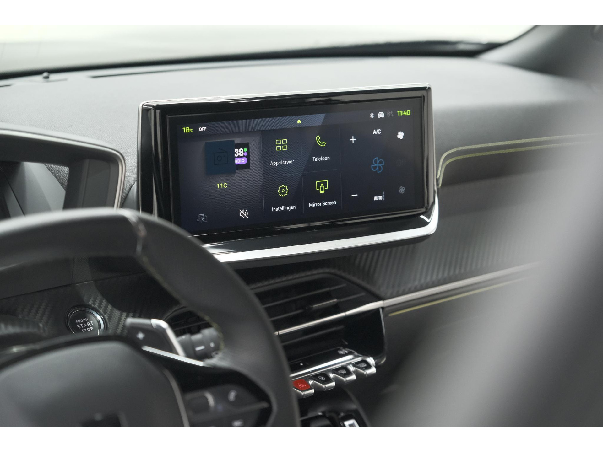 Peugeot 2008 PureTech 130 EAT8 GT | Camera | Parkeersensoren | Apple Carplay