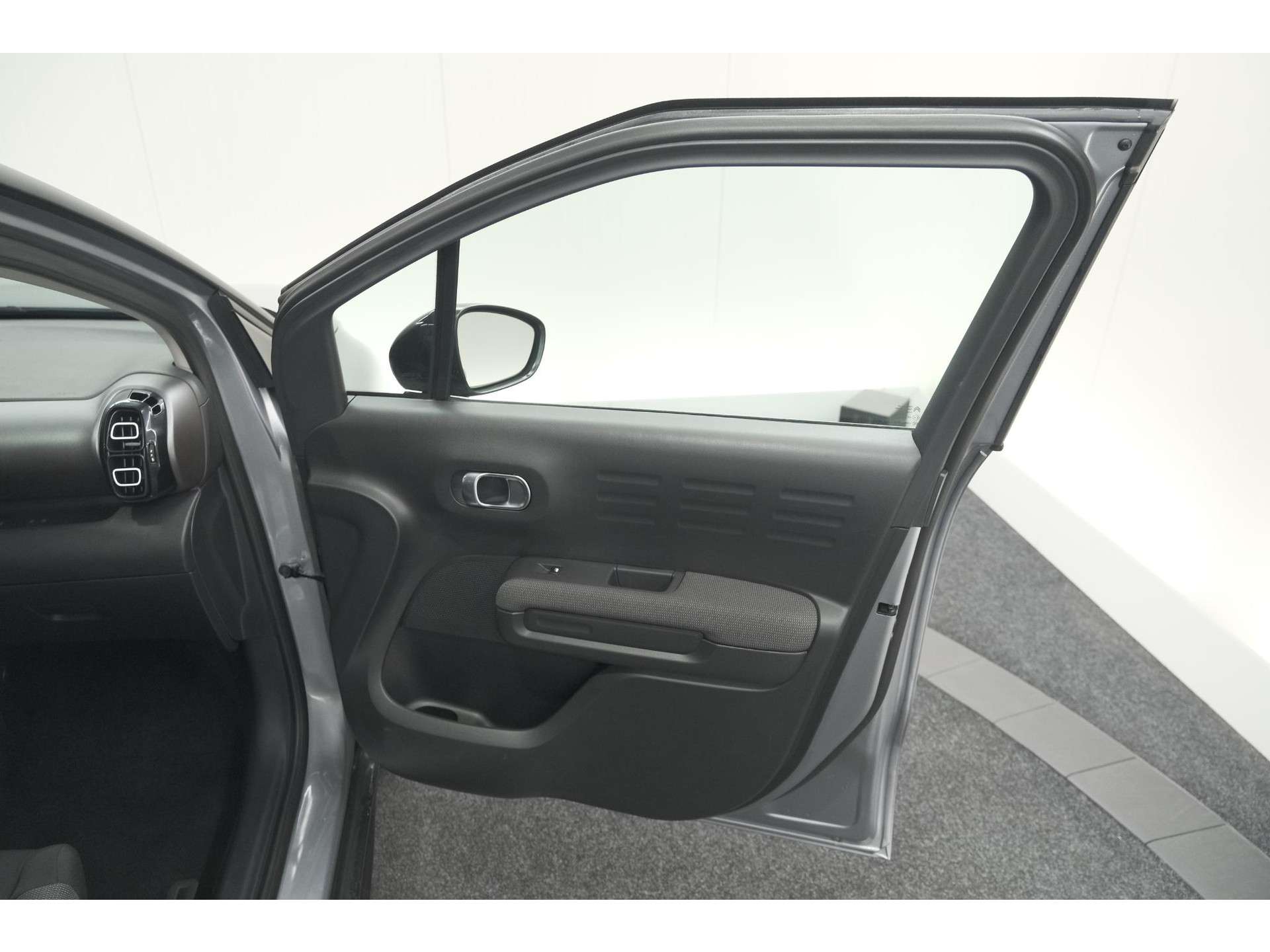 Citroen C3 Aircross PureTech 110 Plus | Parkeersensoren | Navigatie | Apple Carplay | Climate Control