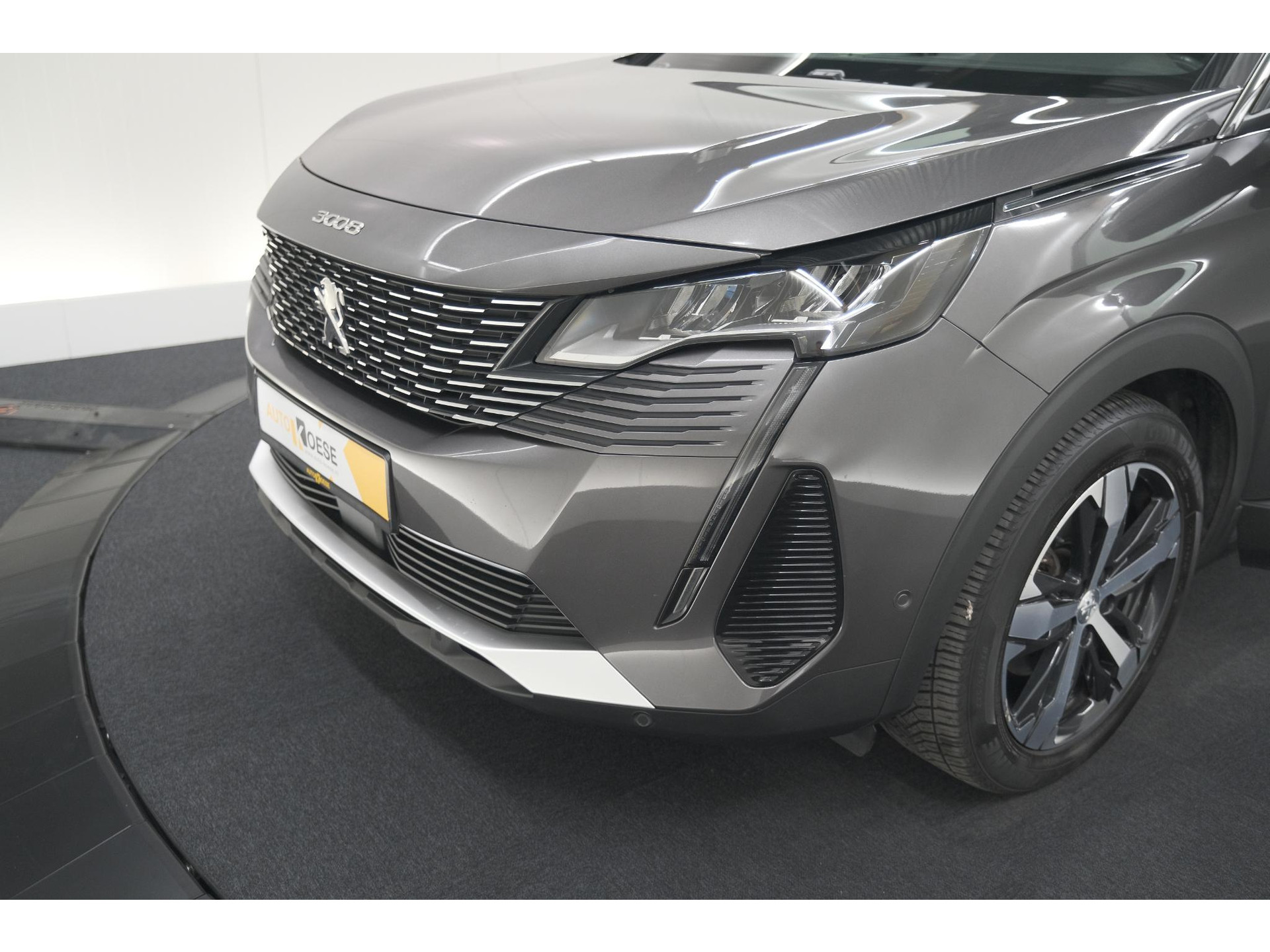Peugeot 3008 PureTech 130 EAT8 Allure | Camera | Adaptieve Cruise Control | Elektrische Kofferklep