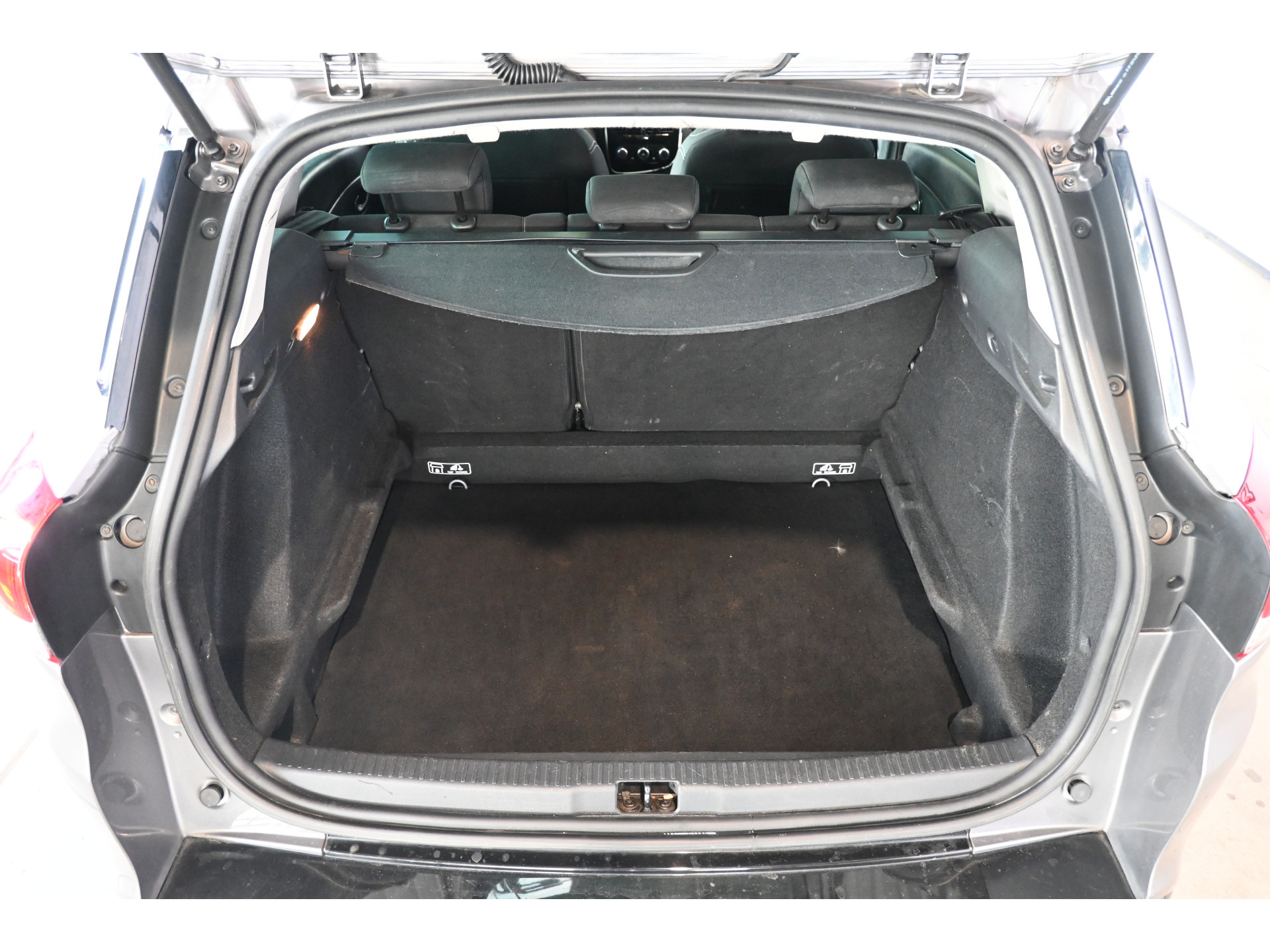 Renault Clio Estate 1.5 dCi ECO Limited Navigatie Airco Cruise control All in Prijs Inruil Mogelijk!
