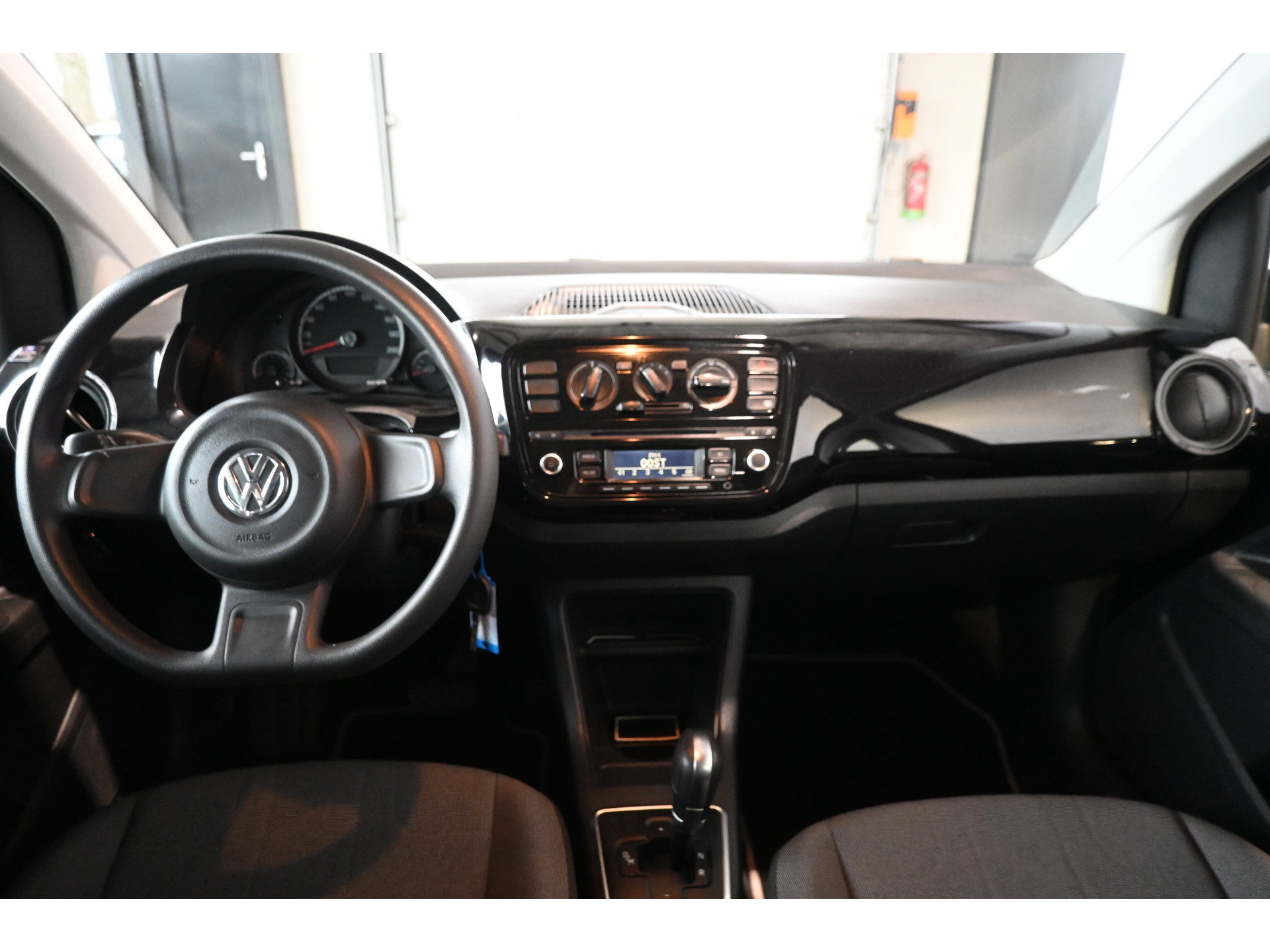 Volkswagen Up! 1.0 Move Up! Automaat Airco Elektrisch Pakket! Goed Onderhouden! Inruil Mogelijk!