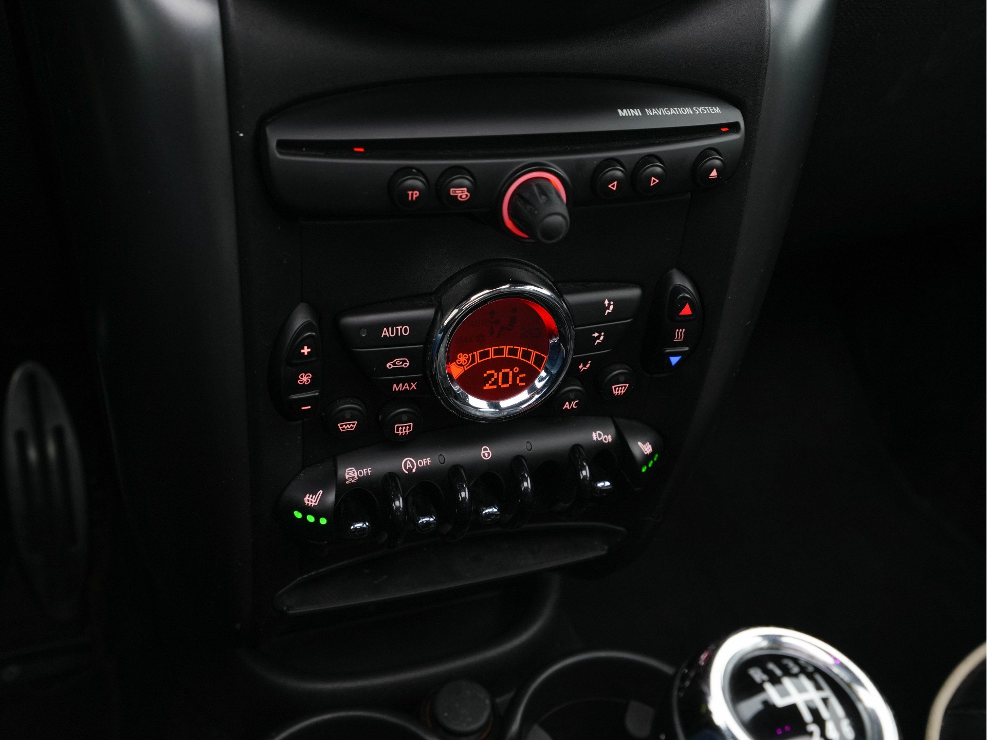 MINI Mini Countryman 2.0 Cooper SD ALL4 Pepper *PANO | LEATHER | BI-XENON | NAVI-FULLMAP | HEATED-COMFORTSEATS | ECC | HEATED-SEATS | PDC | CRUISE | TOWBAR | 17''ALU*