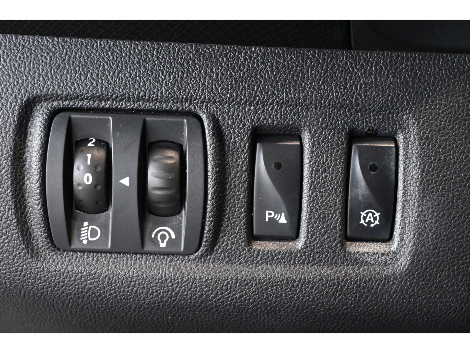 Renault Clio Estate 1.5 dCi ECO Limited Navigatie Airco Cruise control All in Prijs Inruil Mogelijk!