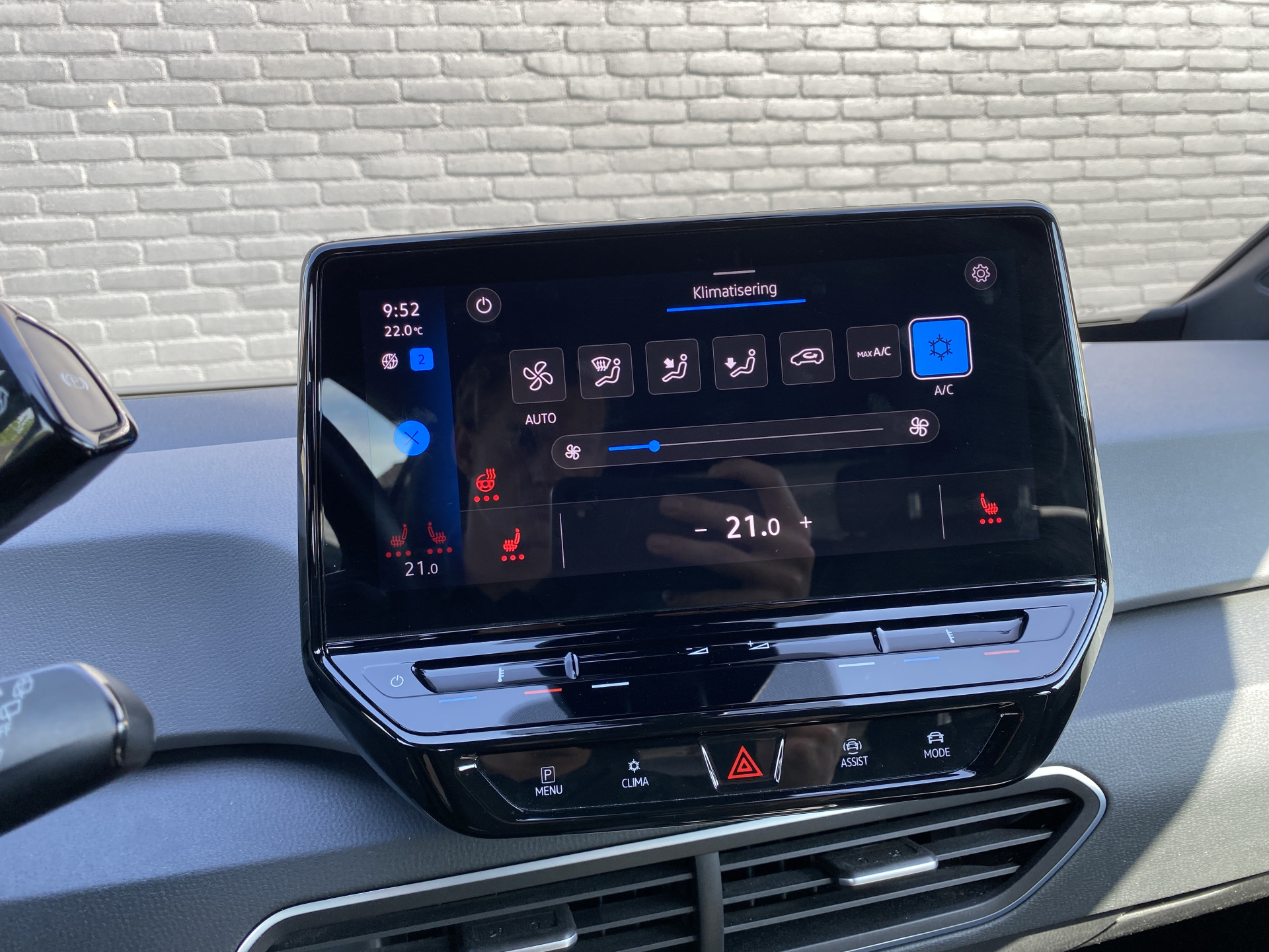 Volkswagen ID.3 Pure 45 kWh 150 pk | dealer onderhouden | navigatie | adapt. cruise | parkeersensoren | apple carplay