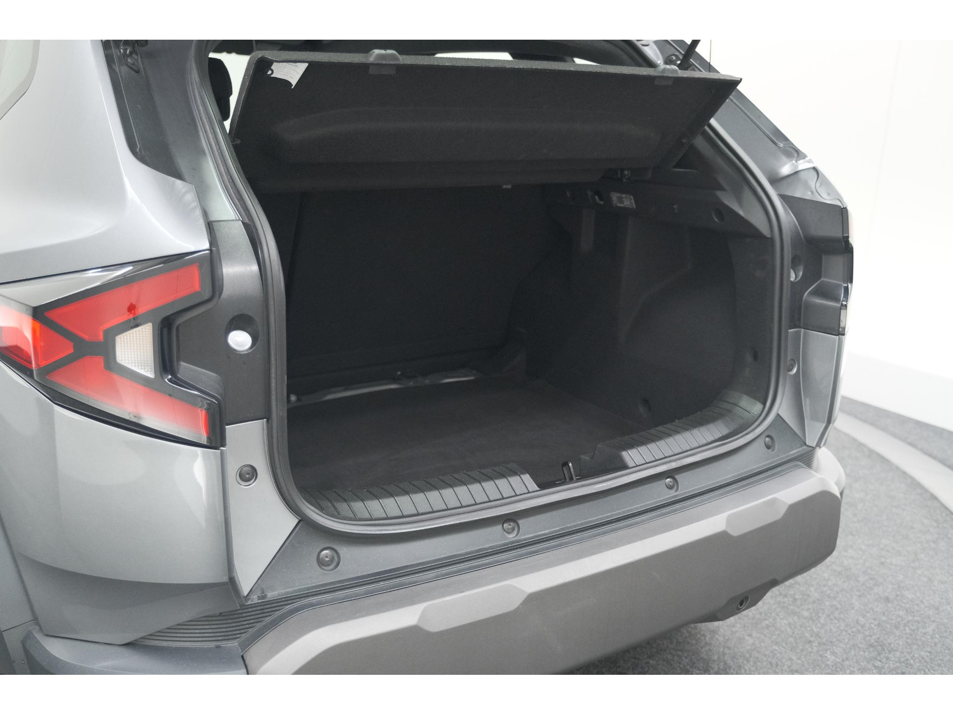 Dacia Duster Mild Hybrid 130 Expression | Camera | Stoelverwarming | Apple Carplay | Navigatie