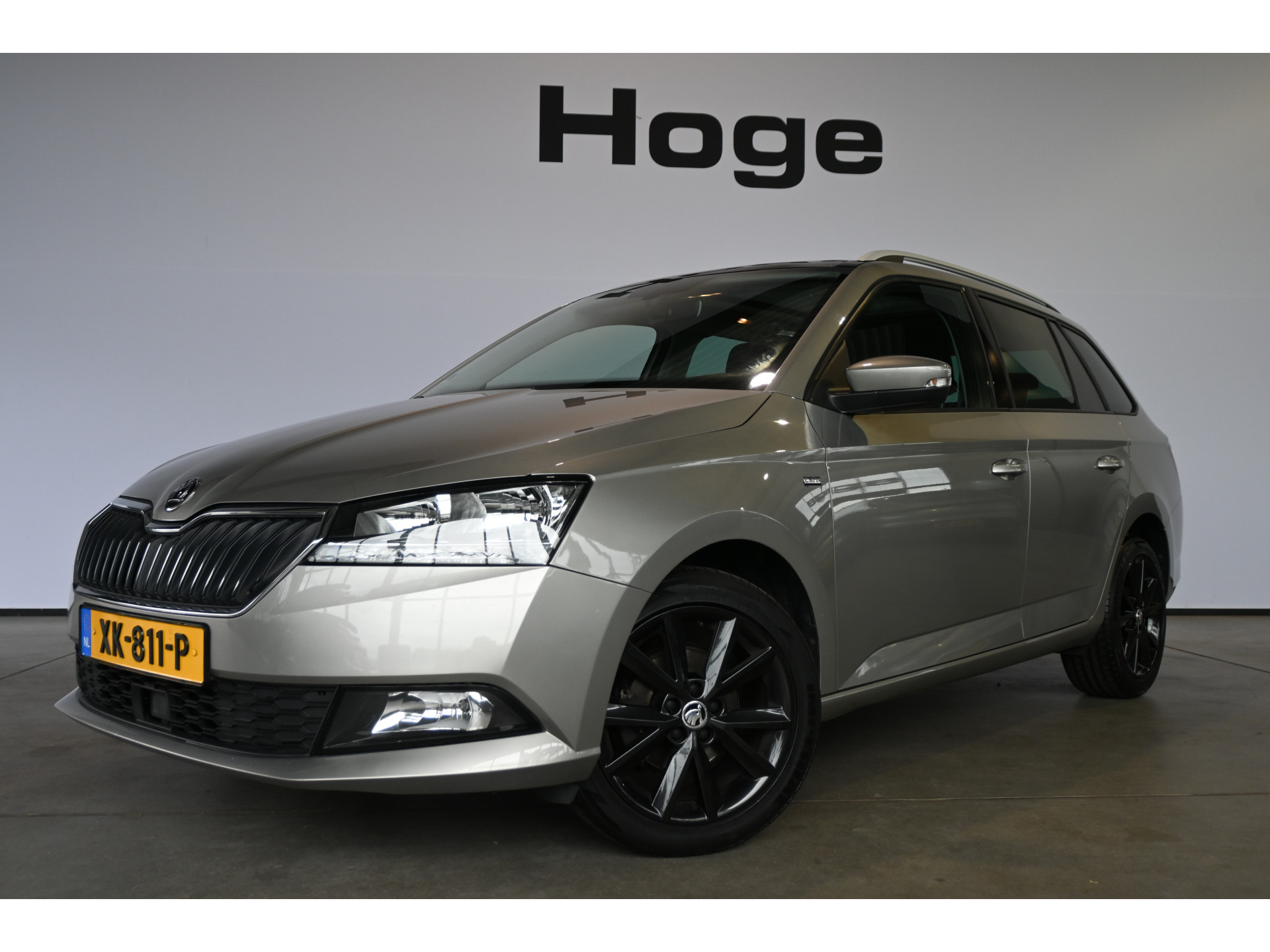 ŠKODA Fabia Combi 1.0 TSI Clever Clima Navigatie Panoramadak LED Stoelverwarming Rijklaarprijs! Inruil Mogelijk!