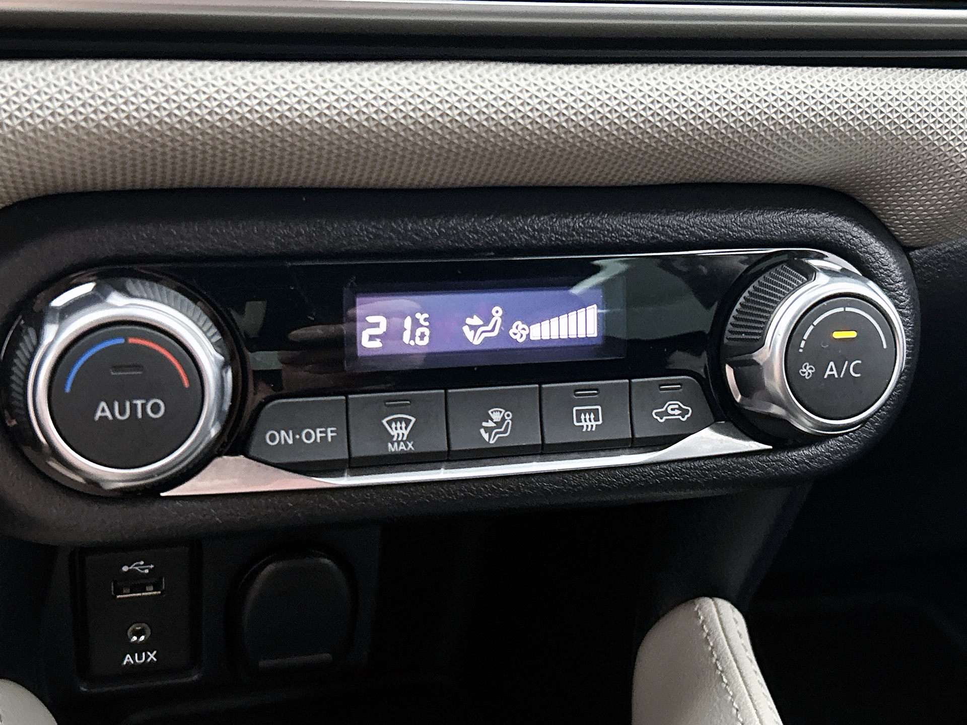 Nissan Micra 0.9 IG-T N-Connecta | CAMERA | NAVI | CLIMAT CONTROL | PARK. SENSOREN