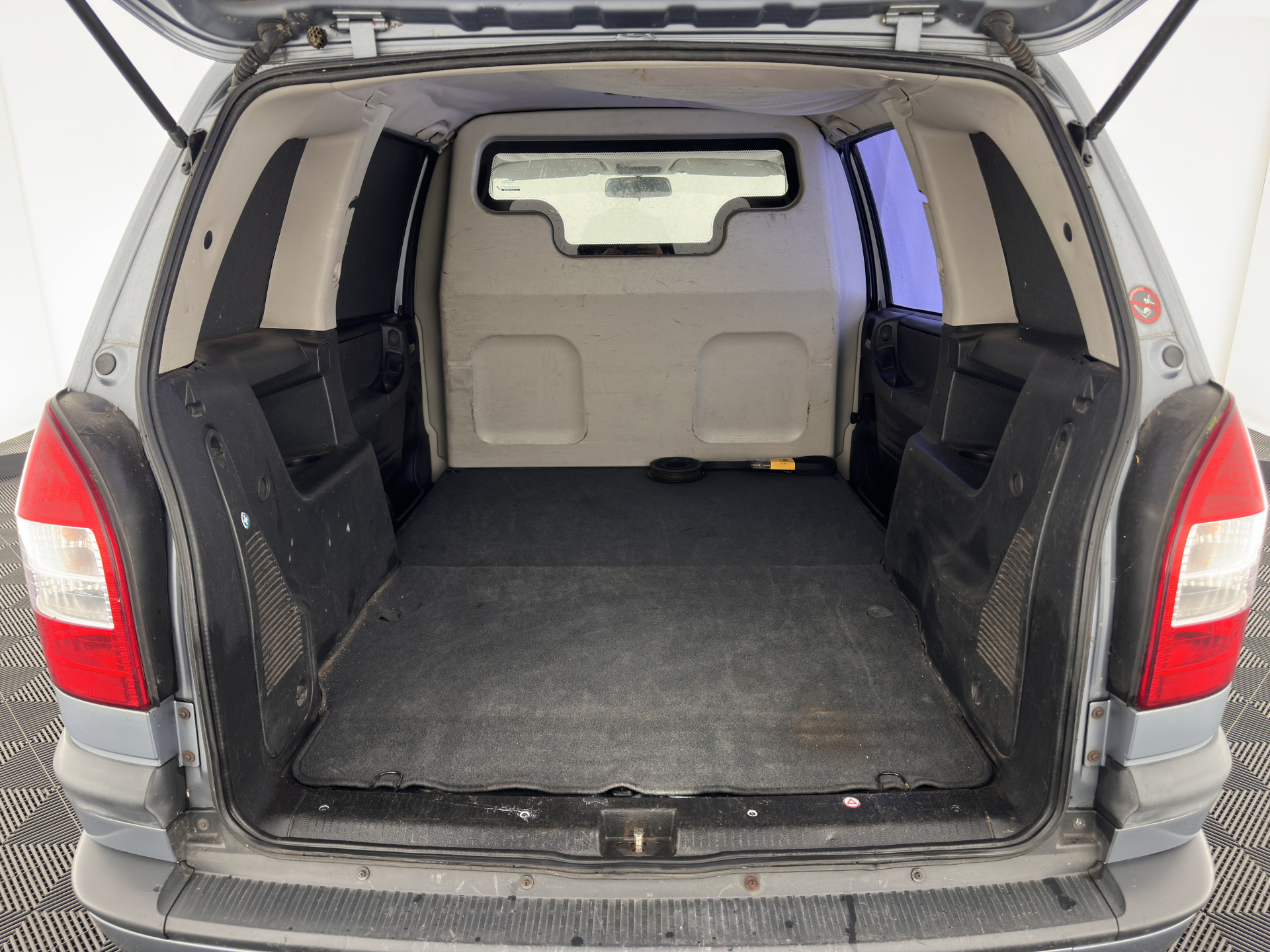 Opel Zafira 2.0 DTi Comfort [ VAN ] *AIRCO | CRUISE | RADIO-CD | TOWBAR*