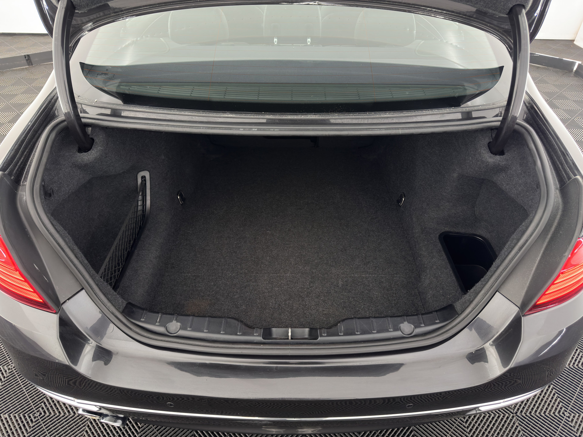 BMW 5-serie 518d Luxury-Line High Executive Aut. *PANO | LUXURY-LEATHER | BI-XENON | NAVI-FULLMAP | HEATED-COMFORTSEATS | HIFI-SOUND | CAMERA | ECC | PDC | CRUISE | 18''ALU*