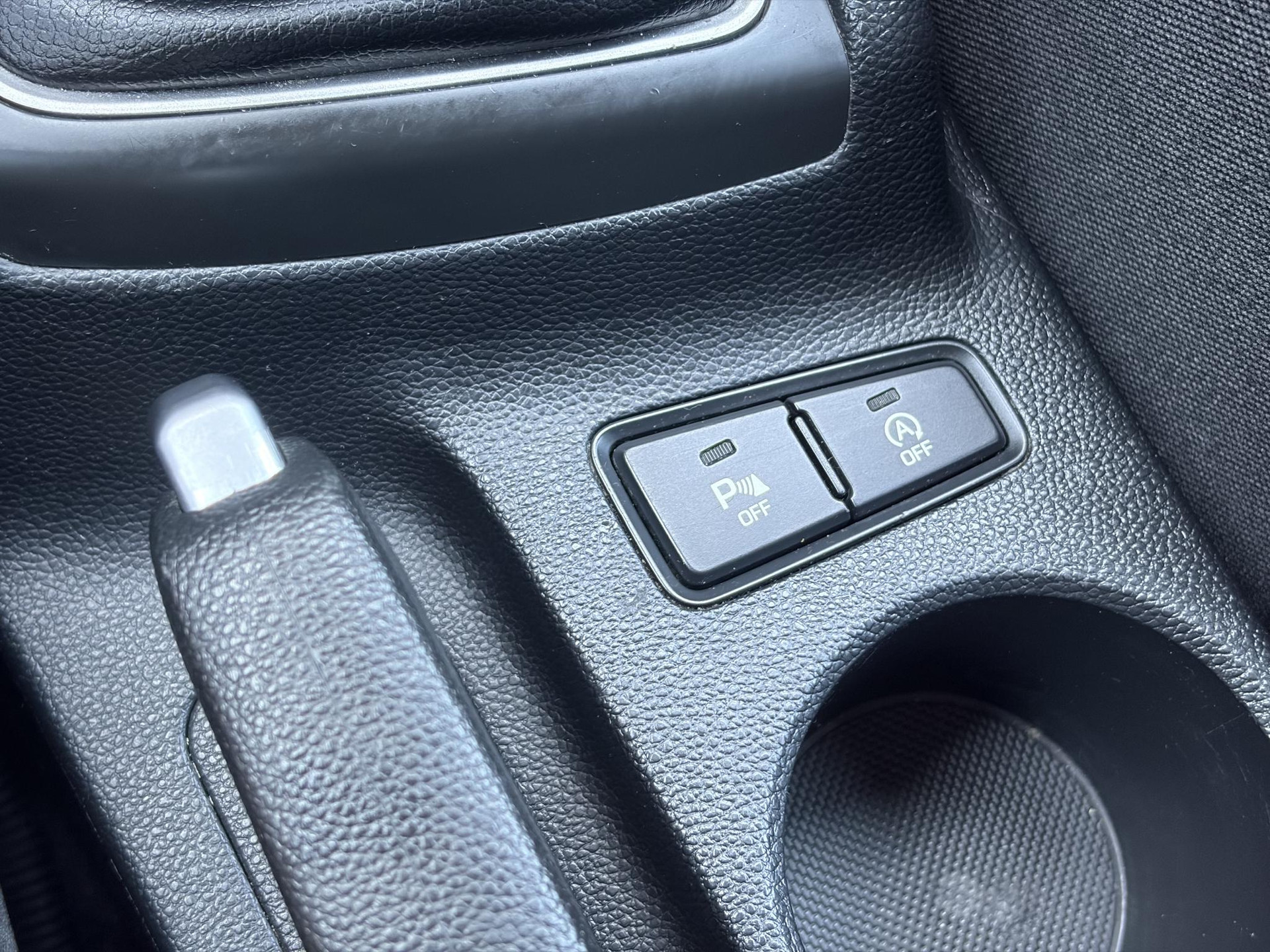 Hyundai i20 1.0 T-GDI Comfort 2e Eigenaar l Trekhaak l Navi l Camera l Carplay l Clima l Cruise l Rijstrooksensor l Pdc l N.A.P l Apk tot 05-2027