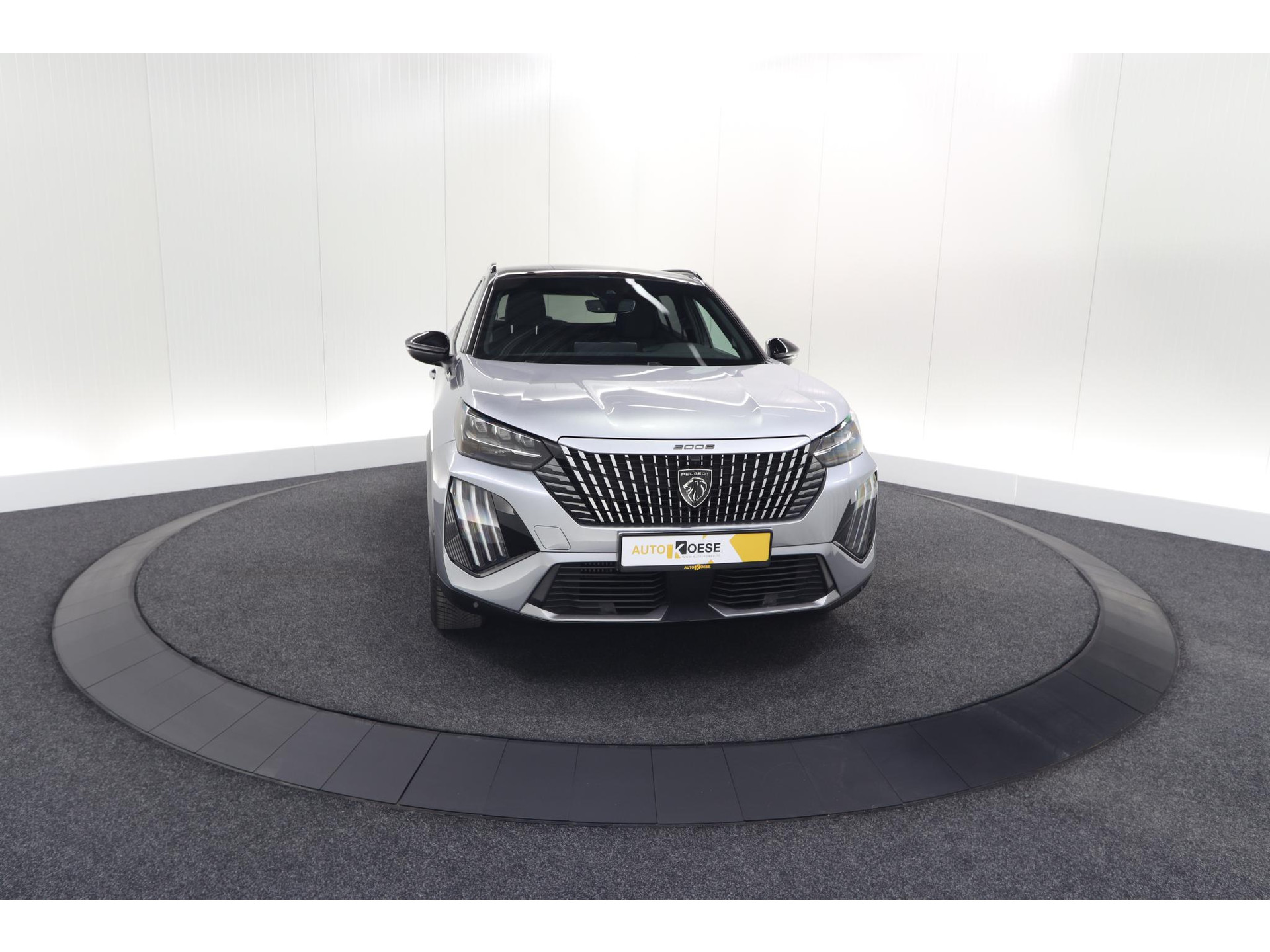 Peugeot 2008 PureTech 130 EAT8 GT | 360 Camera | Adaptieve Cruise Control | Dodehoekdetectie | Navigatie