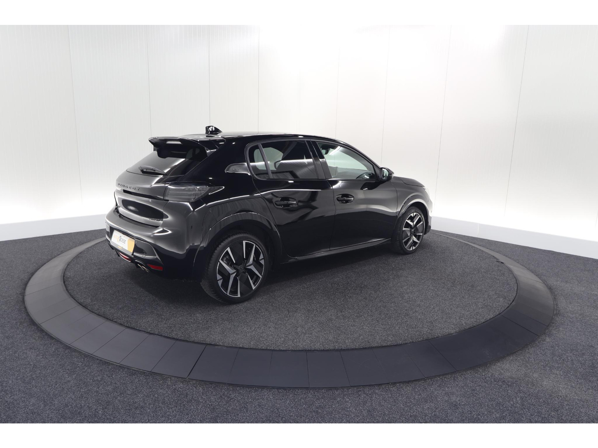 Peugeot 208 Hybrid 136 e-DCS6 GT | 360 Camera | Adaptieve Cruise Control | Dodehoekdetectie | Apple Carplay