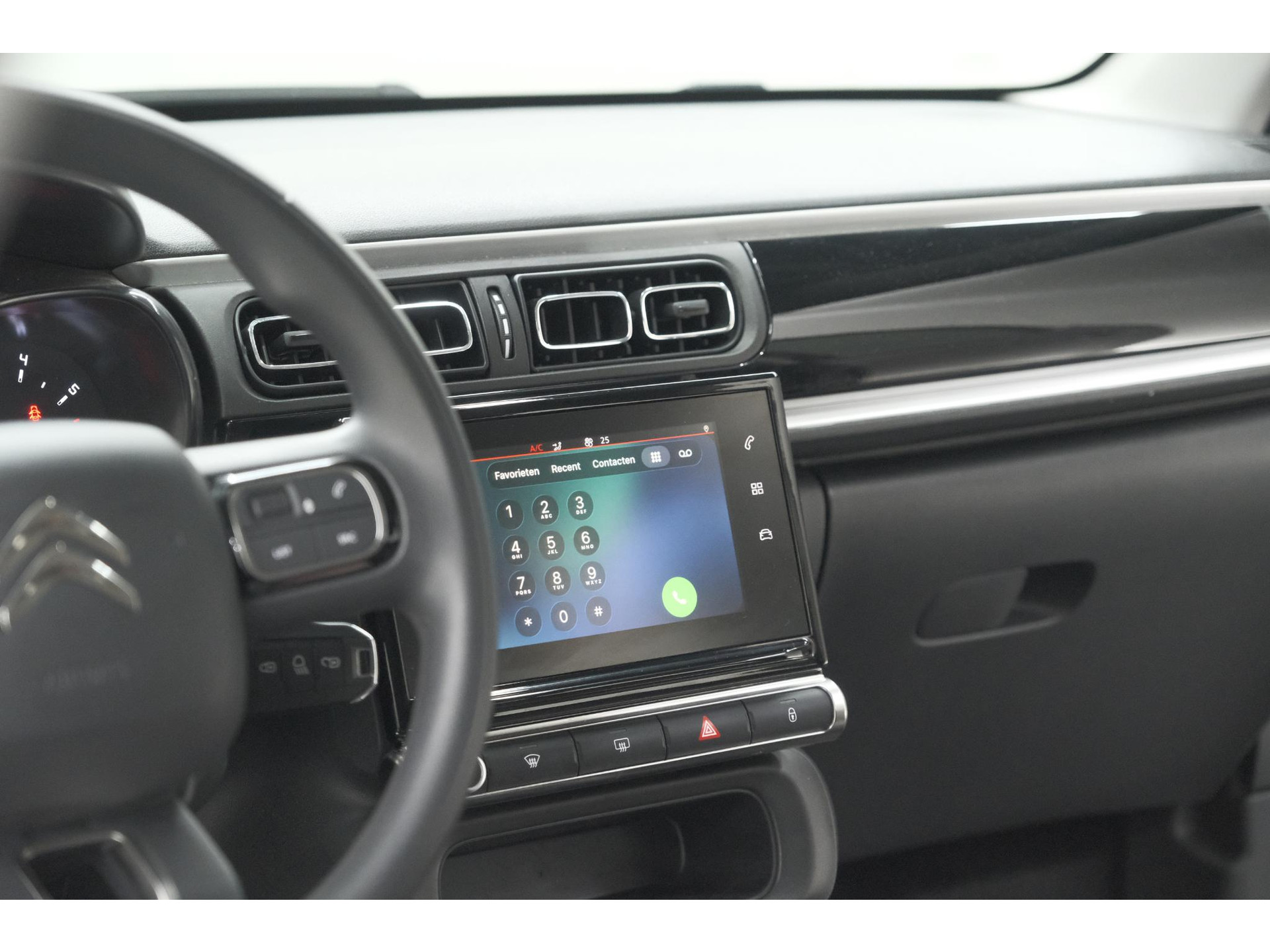 Citroen C3 PureTech 110 EAT6 C-Series | Apple Carplay | Parkeersensoren | Climate Control