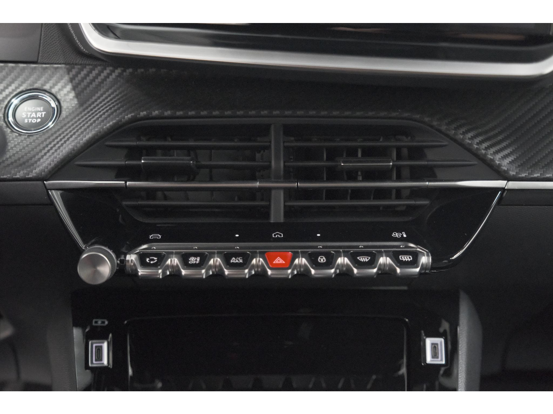 Peugeot 2008 1.2 Hybrid 145 Allure | 360 Camera | Adaptieve Cruise Control | Navigatie | Dodehoekdetectie