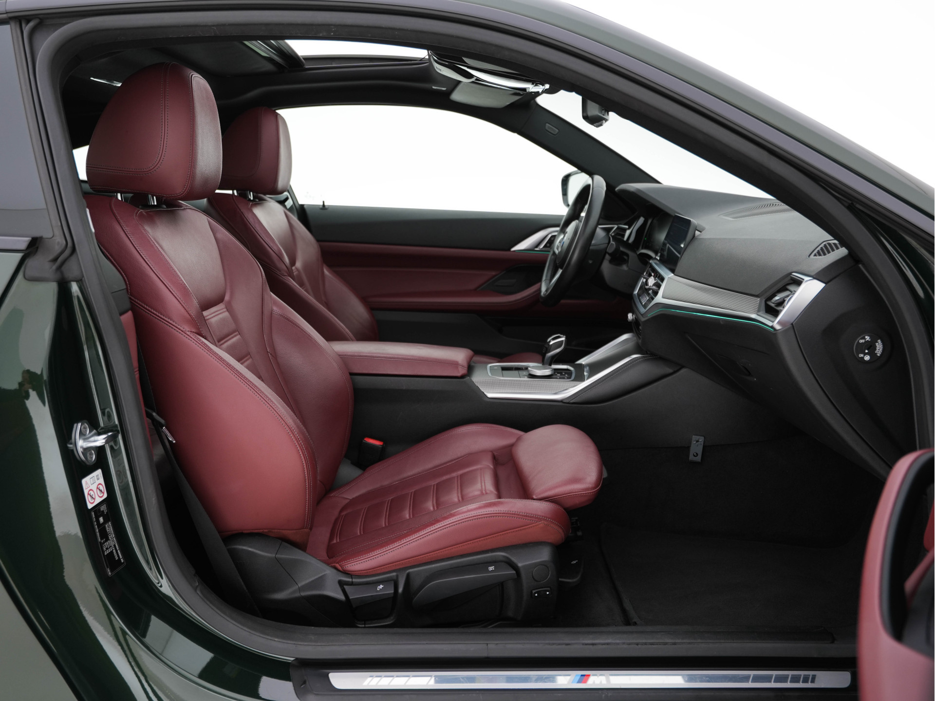 BMW 4-serie Coupé 420i ( new-modell ) M-Sport-Pack High Executive (INCL-BTW) Aut.*PANO | LASER-LED | LEATHER | DIGI-COCKPIT | CAMERA | HIFI-SOUND | HEATED-SPORTSEATS | NAVI-FULLMAP | AMBIENT-LIGHT | ECC | CARPLAY | PDC | CRUISE | 19''ALU *