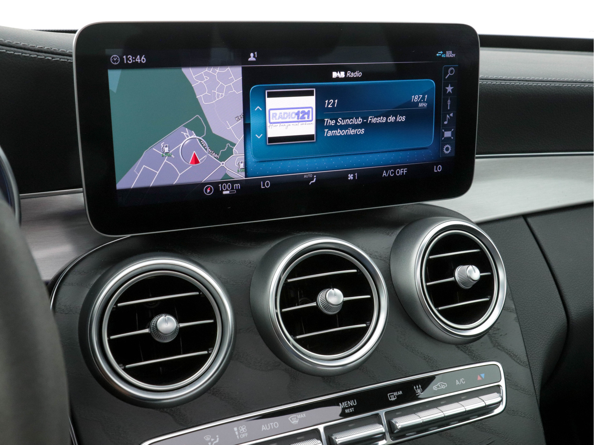 Mercedes-Benz C-klasse Estate 300 e Business Solution AMG Limited Plug in (INCL-BTW) Aut. *PANO | LEATHER-ALCANTARA | FULL-LED | NAVI-FULLMAP | TOP-VIEW | BLIND-SPOT | PREMIUM-AUDIO | DAB | CARPLAY | AMBIENT-LIGHT | DIGI-COCKPIT | SPORT-SEATS | 18"ALU*