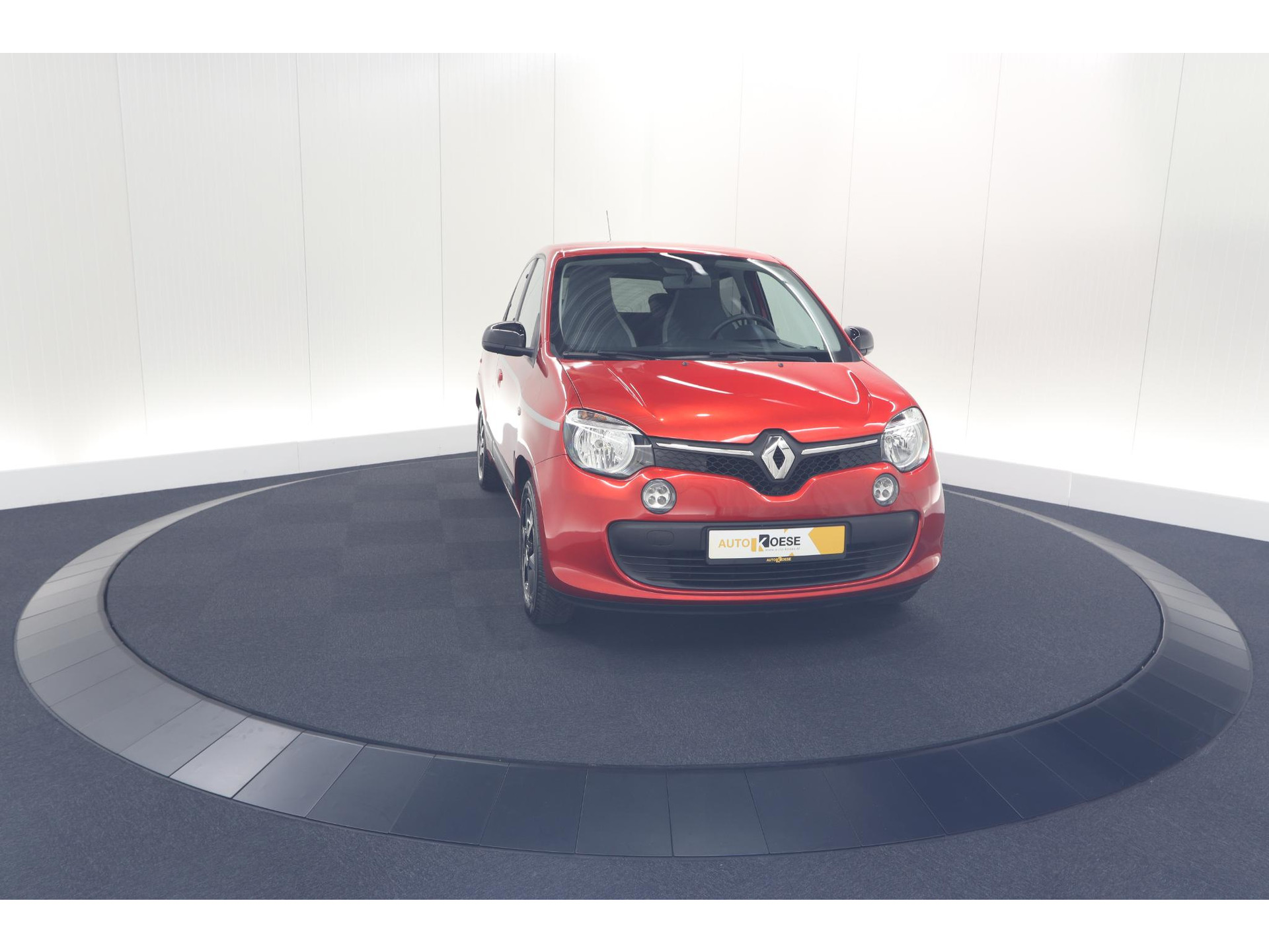 Renault Twingo 1.0 SCe Limited | Automaat | Parkeersensoren | Allseason Banden | Bluetooth Radio