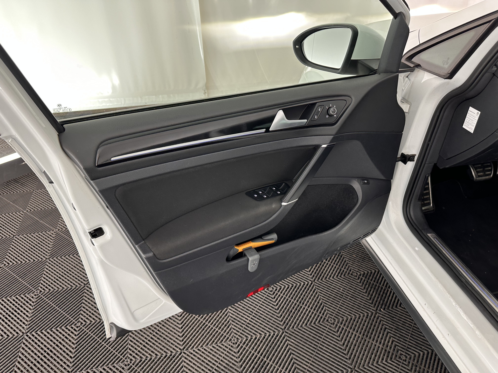 Volkswagen Golf 1.4 TSI GTE Aut. *FULL-LED | NAVI-FULLMAP | SPORT-SEATS | DAB+  | TOWBAR | ECC | SHIFT-PADDLES | PARKPILOT | CRUISE | 18''ALU*