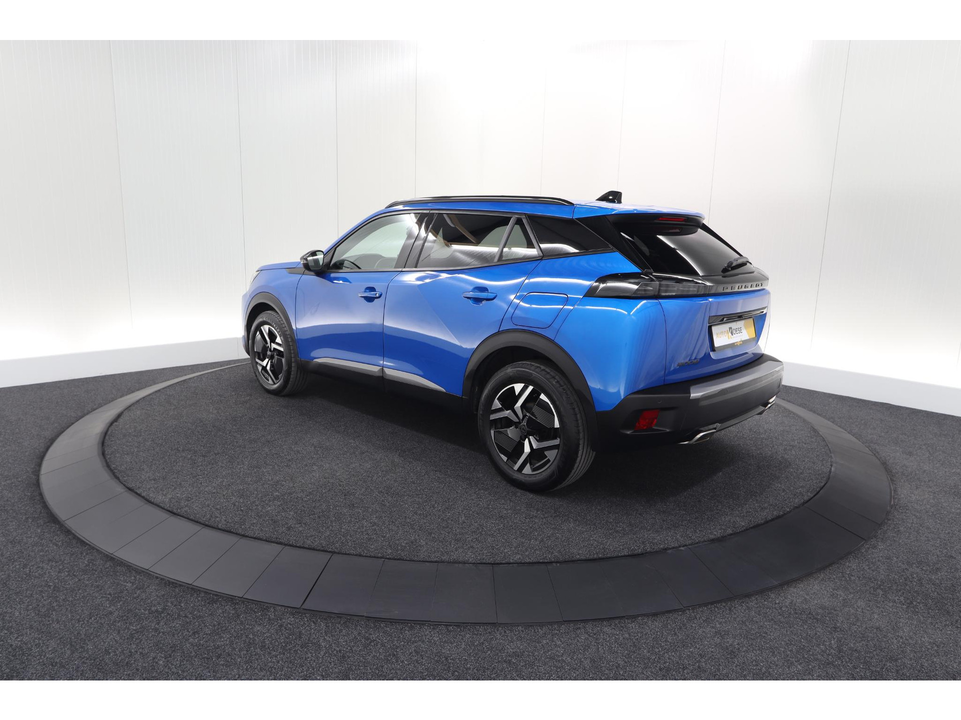 Peugeot 2008 PureTech 130 EAT8 Blue Lease Allure | Camera | Navigatie | Parkeersensoren | Apple Carplay