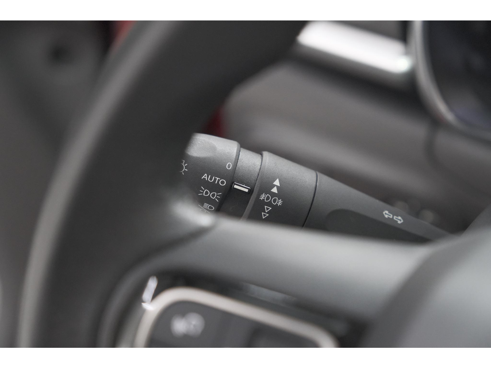 Citroen C3 PureTech 82 S&S Shine | Camera | Apple Carplay | Parkeersensoren | 16 Inch Velgen