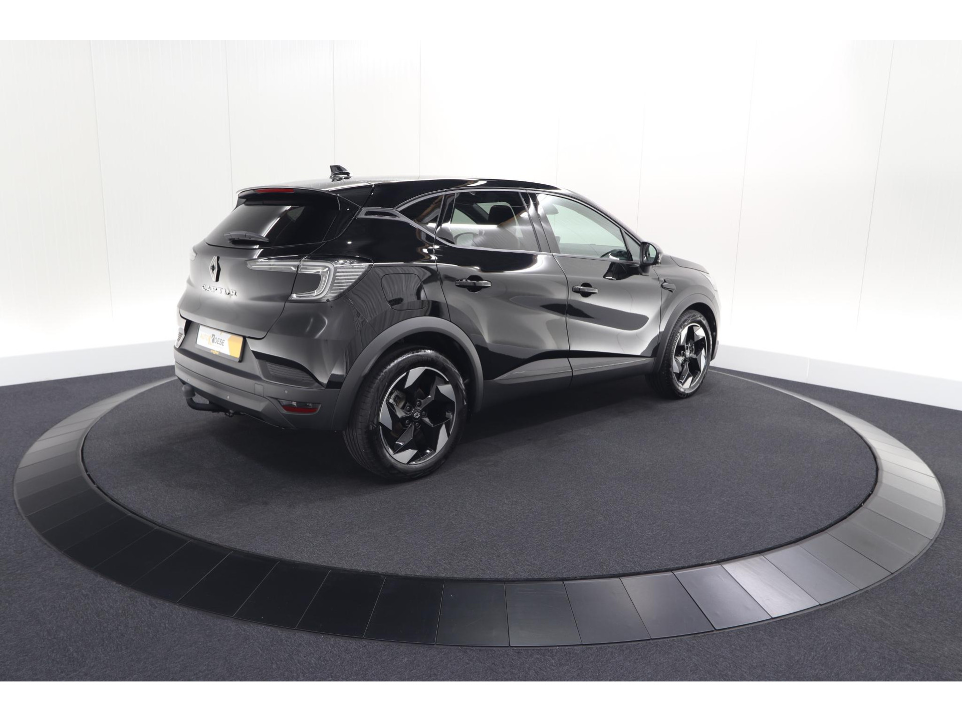 Renault Captur 1.3 mild hybrid 160 techno | Trekhaak | Pack Winter | Camera | Adaptieve Cruise