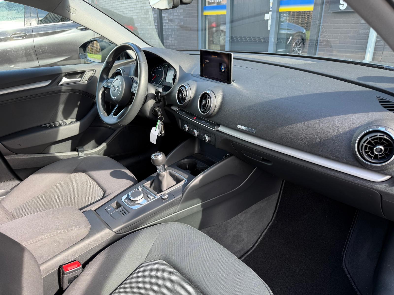 Audi A3 Limousine 1.0 TFSI Pro Line | 2E EIGENAAR | 3/6/12MND GARANTIE | NL AUTO | CRUISE | XENON | BLUETOOTH | AIRCO | LMV | PDC |