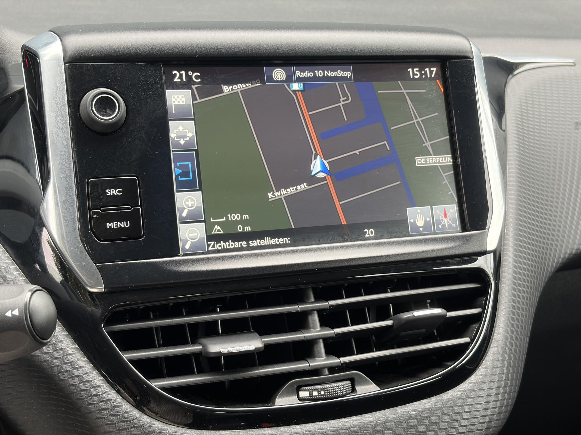 Peugeot 2008 1.2 PureTech Blue Lion ✓D-riem vv in 10-2025✓Navi✓110pk✓Carplay✓Airco✓Cruise✓Pdc✓N.A.P✓Apk tot 12-2026