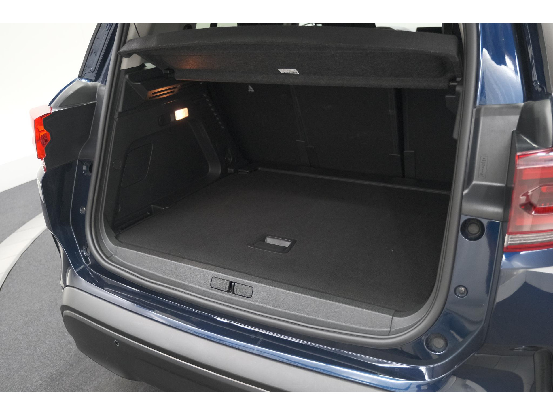 Citroen C5 Aircross 1.2 Hybrid 136 Max | Elektrische Kofferklep | Adaptieve Cruise Control | Camera | Dodehoekdetectie