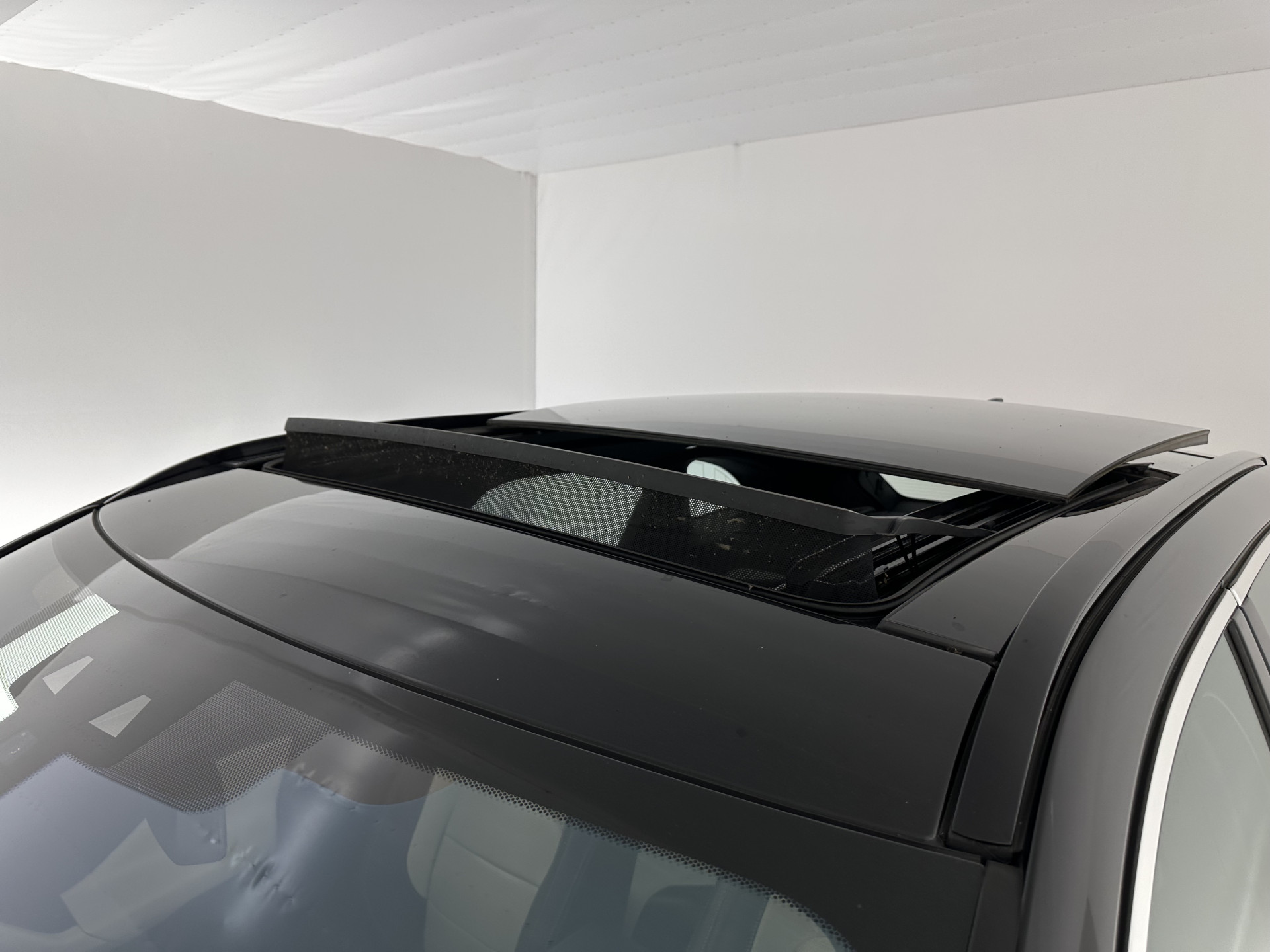 Jaguar F-PACE 3.0 S AWD R-Dynamic Aut *PANO | LEATHER | BLINDSPOT | FULL-LED | MERIDIAN-AUDIO | HEATED-SPORTSEATS | NAVI-FULLMAP | KEYLESS | CAMERA | CARPLAY | SHIFTPADDLES | PDC | LANE-ASSIST | MEMORY-PACK | DIGI-COCKPIT | .