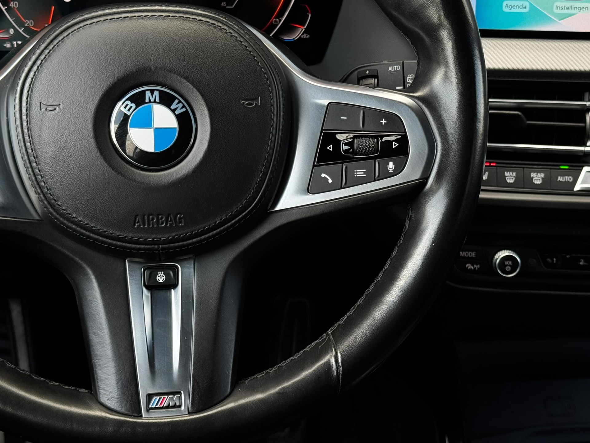 BMW 1-serie 118i 140PK Automaat M-Sport Camera Virtual Stuurverwarming