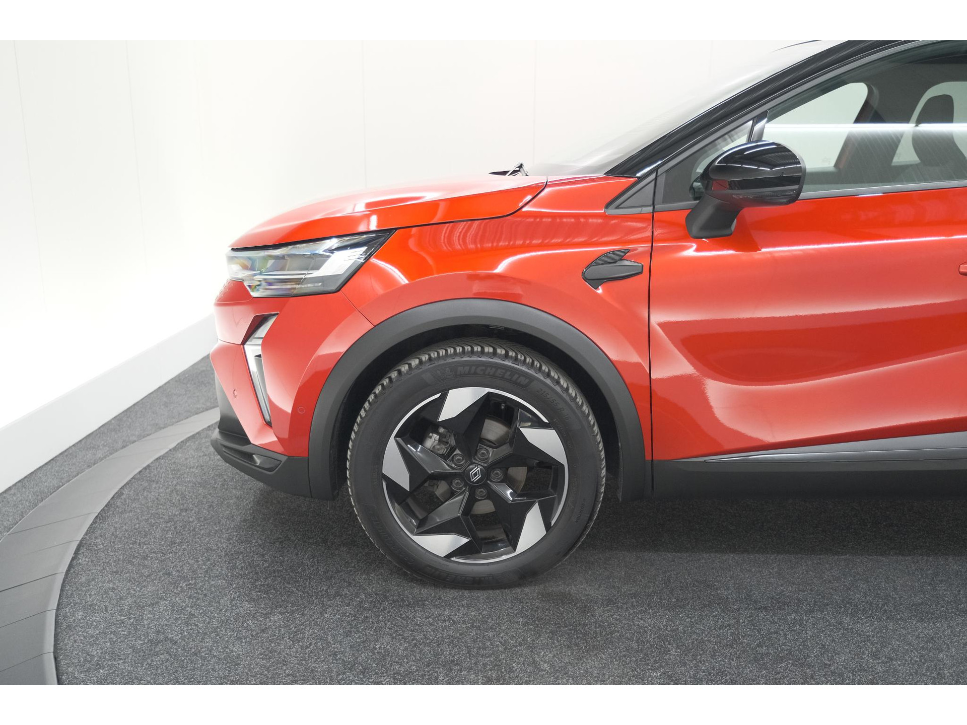Renault Captur TCe 90 techno | Nieuw Model | Camera | Harman Kardon | Apple Carplay | Parkeersensoren | 18 Inch Lichtmetalen Velgen