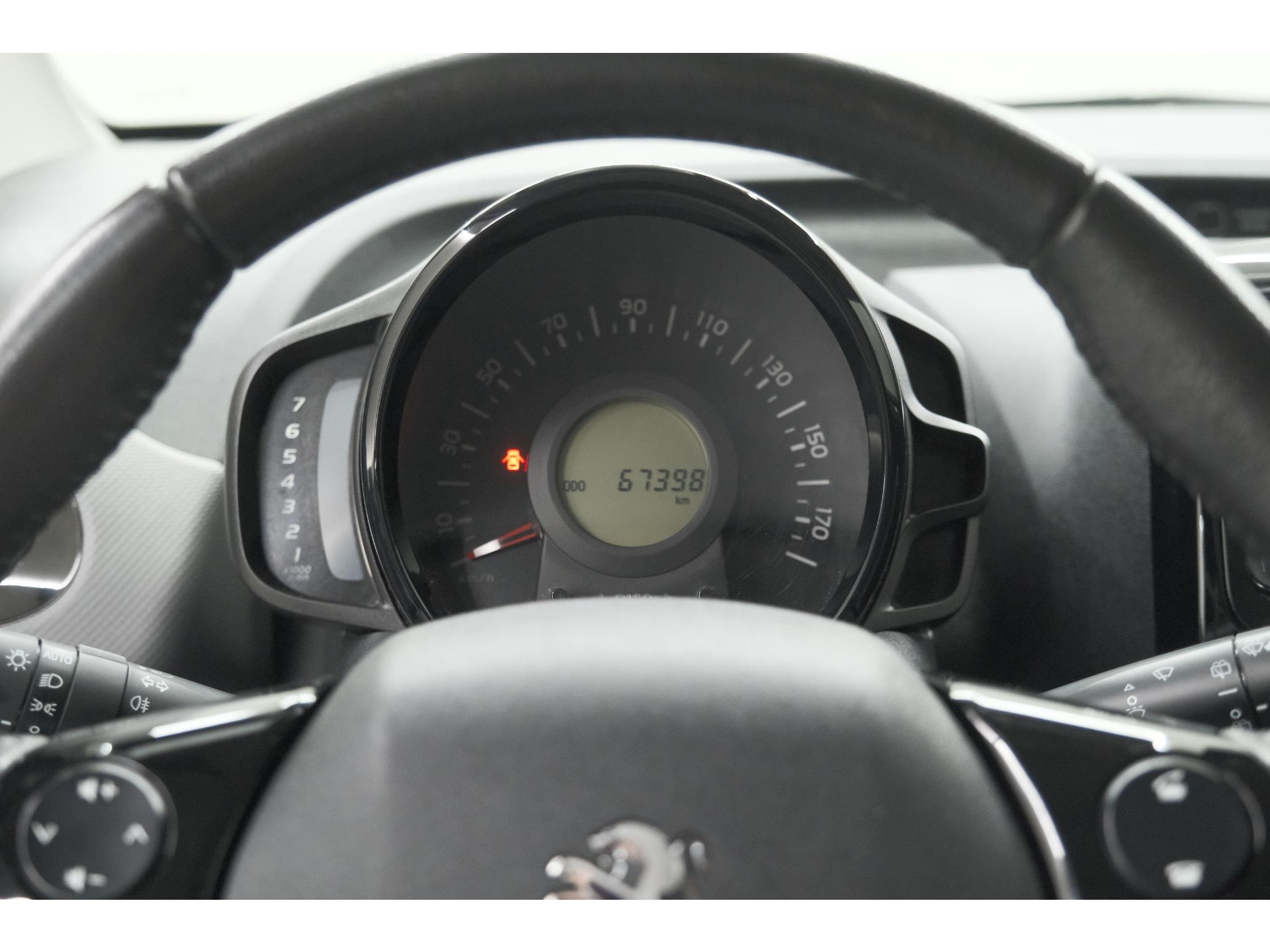 Peugeot 108 1.0 e-VTi Allure | Camera | Climate Control | Apple Carplay | 15 Inch Lichtmetalen Velgen