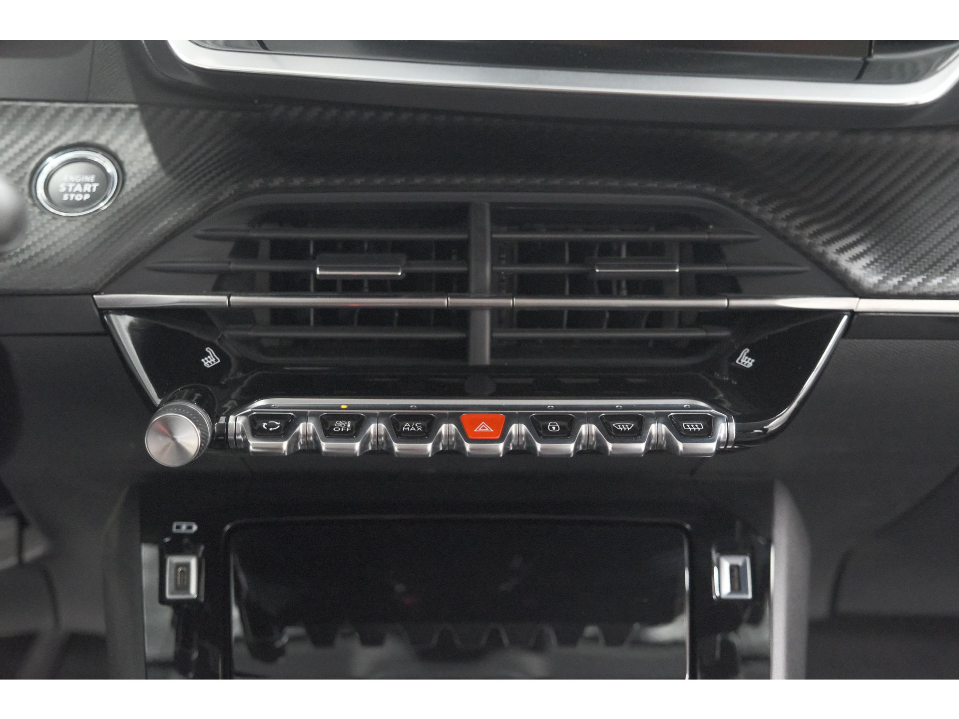 Peugeot 208 PureTech 100 Allure Pack | Camera | Apple Carplay | Stoelverwarming | Parkeersensoren