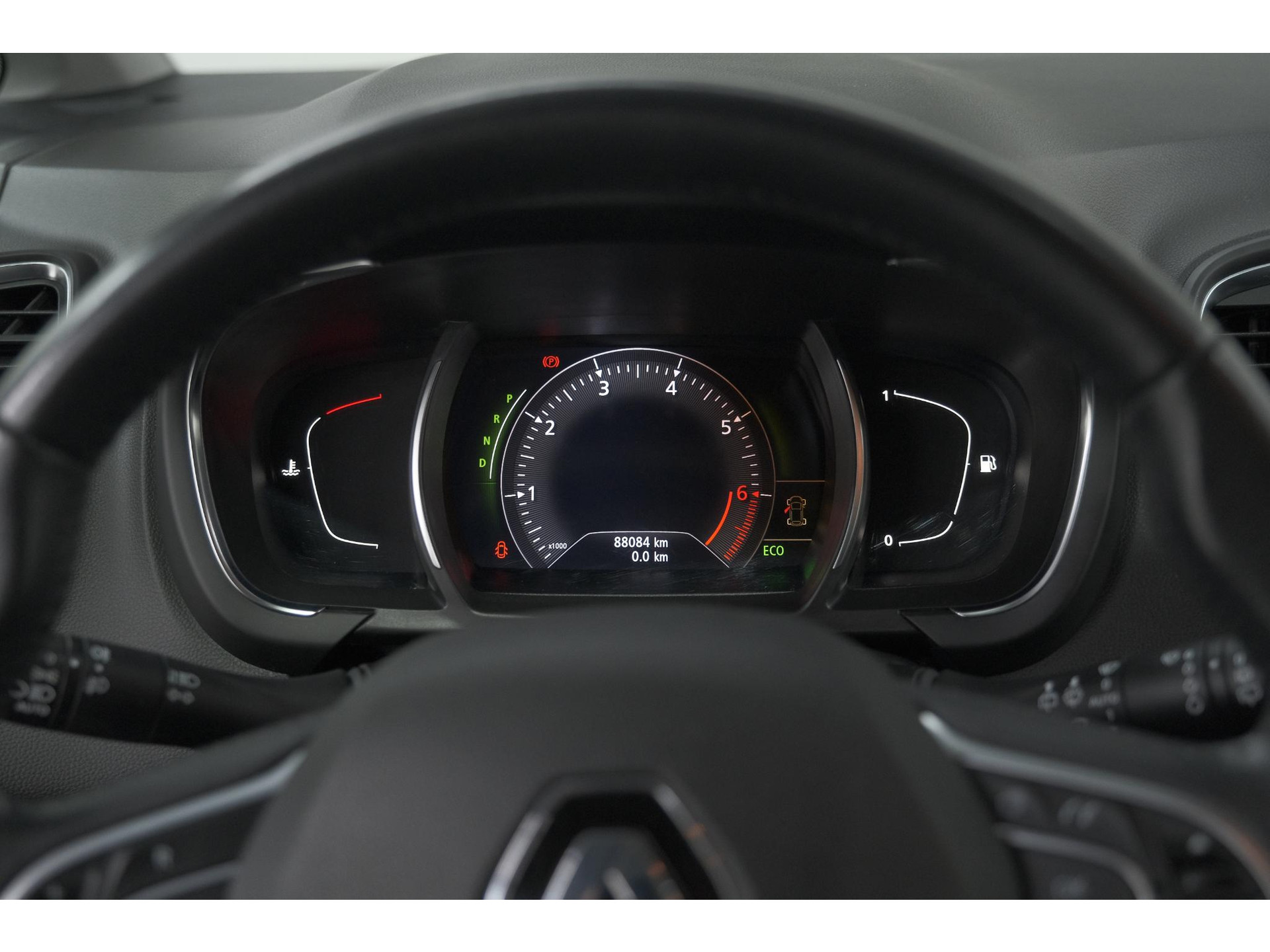 Renault Grand Scénic 1.3 Intens TCe 140 EDC | 7 Zitplaatsen | Apple Carplay | Camera | Parkeersensoren voor + achter