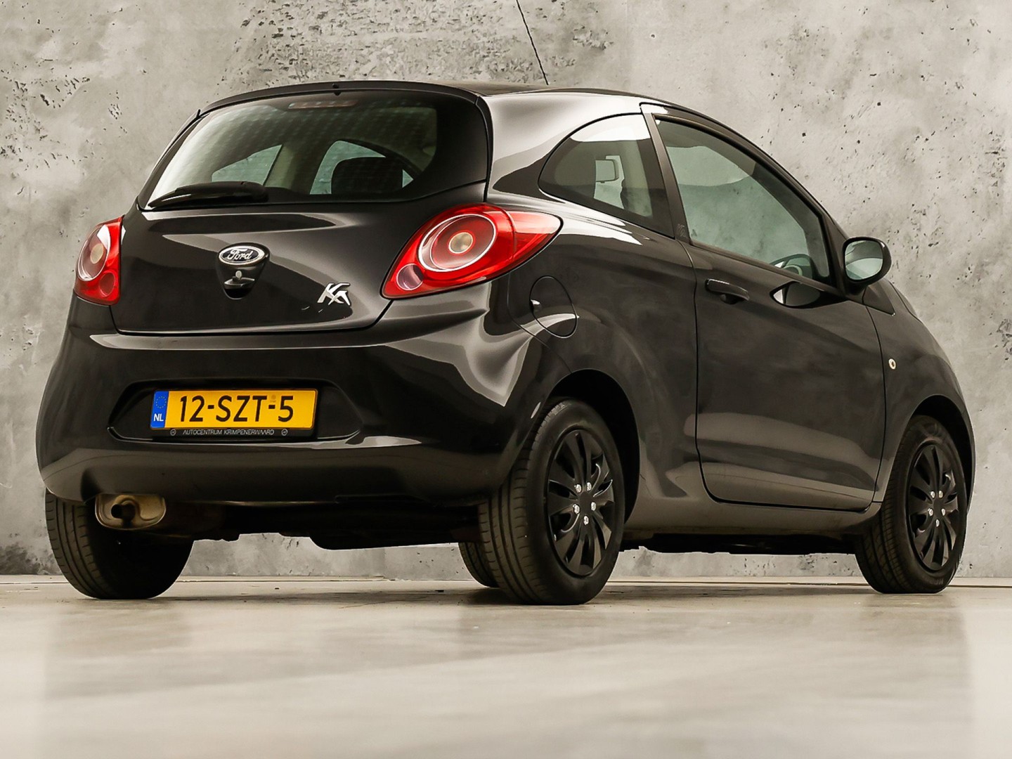 Ford Ka 1.2 Cool & Sound (AIRCO, ELEK RAMEN, SPORTSTOELEN, NIEUWE APK, NIEUWSTAAT)