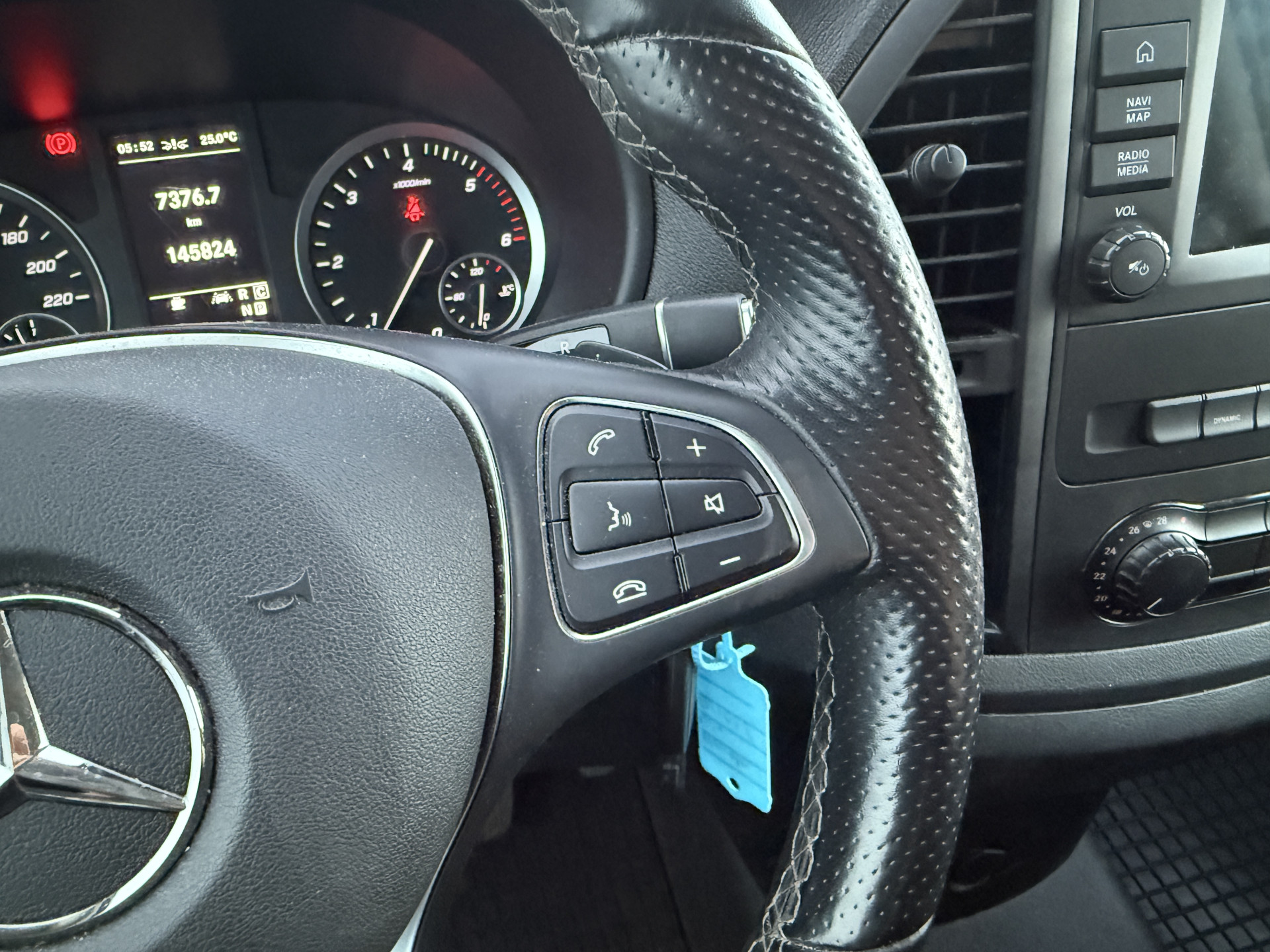 Mercedes-Benz Vito 114 1.9 CDI Automaat L2H1 Climate Control Cruise Control Parkeersensoren V+A Kastwand Inbouw