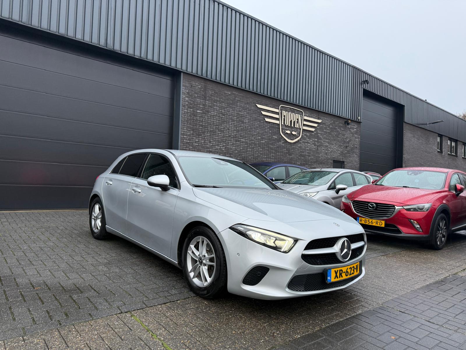 Mercedes-Benz A-klasse 180 Business Solution | 3/6/12MND GARANTIE | NAVIGATIE | CRUISE |LED | DAB | PDC | LMV | GOED ONDERHOUDEN |
