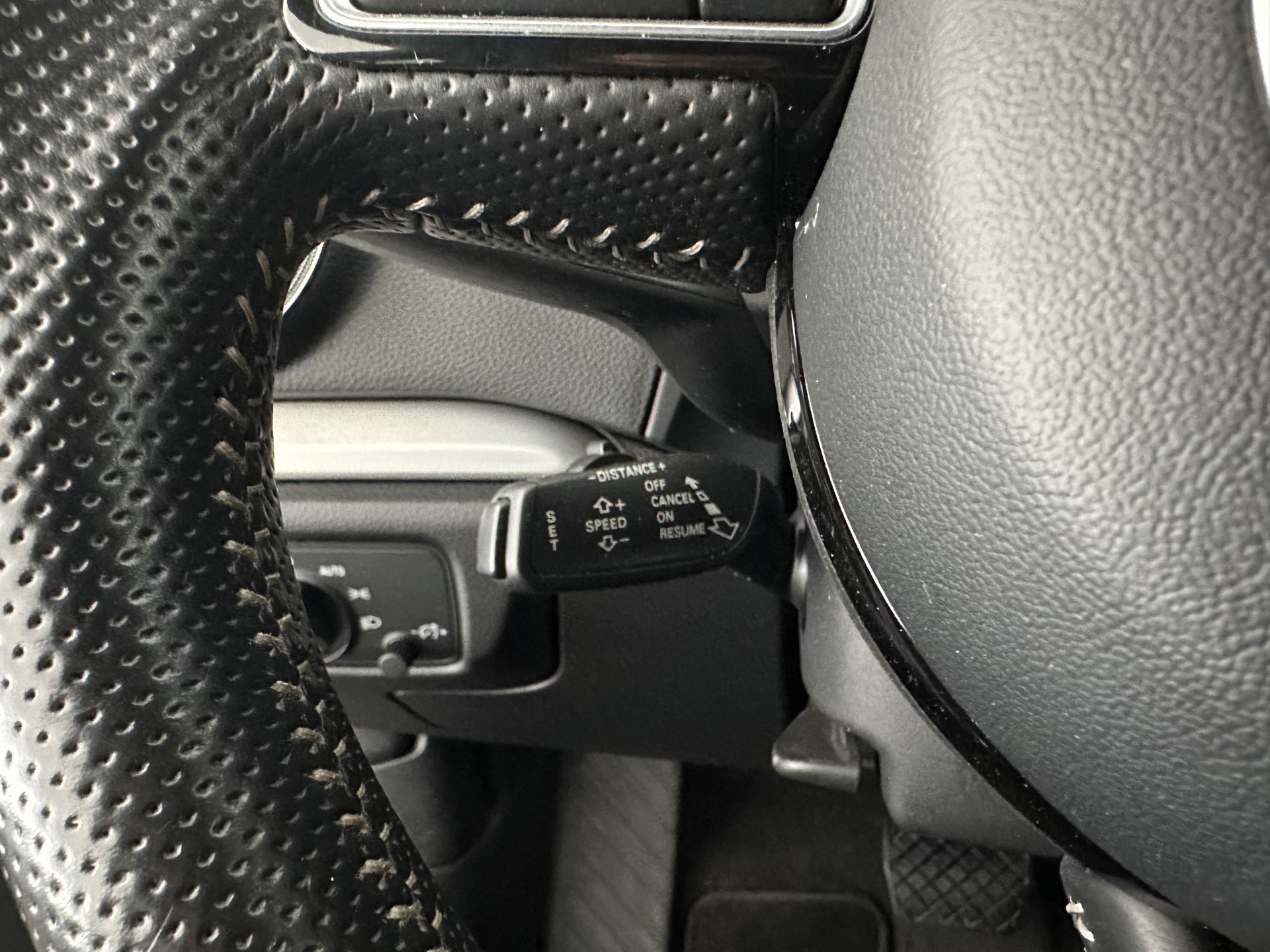 Audi A3 Sportback 1.4 e-tron Plug-In Pro Line plus Aut. *LEATHER-FABRIC | FULL-LED | NAVI-FULLMAP | KEYLESS | SPORT-SEATS | AUDI-SOUND | TOWBAR | 17''ALU*