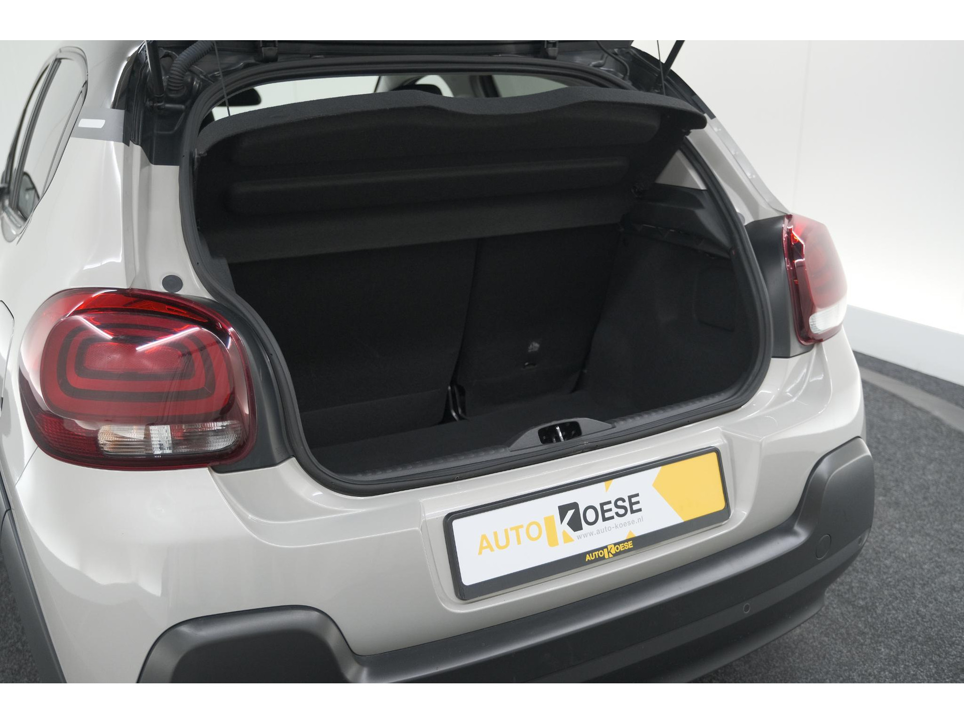 Citroen C3 PureTech 82 Feel Edition | Allseason Banden | Climate Control | Apple Carplay | Parkeersensoren