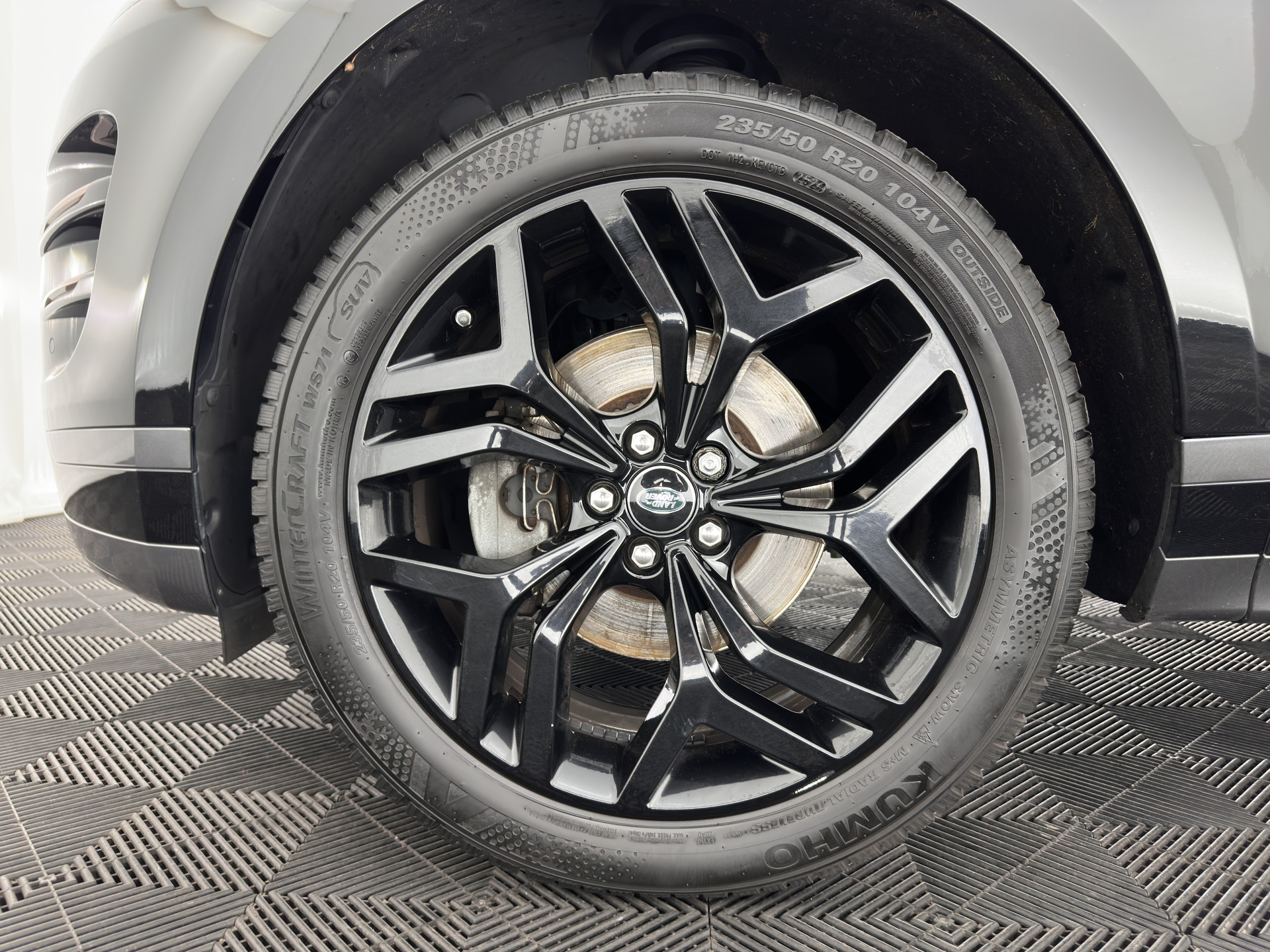 Land Rover Range Rover Evoque 2.0 D150 R-Dynamic *PANO | LEATHER | FULL-LED | NAVI-FULLMAP | CAMERA | KEYLESS | ECC | TOPVIEW | CARPLAY | HEATED-COMFORTSEATS | PDC | CRUISE | PRIVACY-GLASS | 20''ALU*