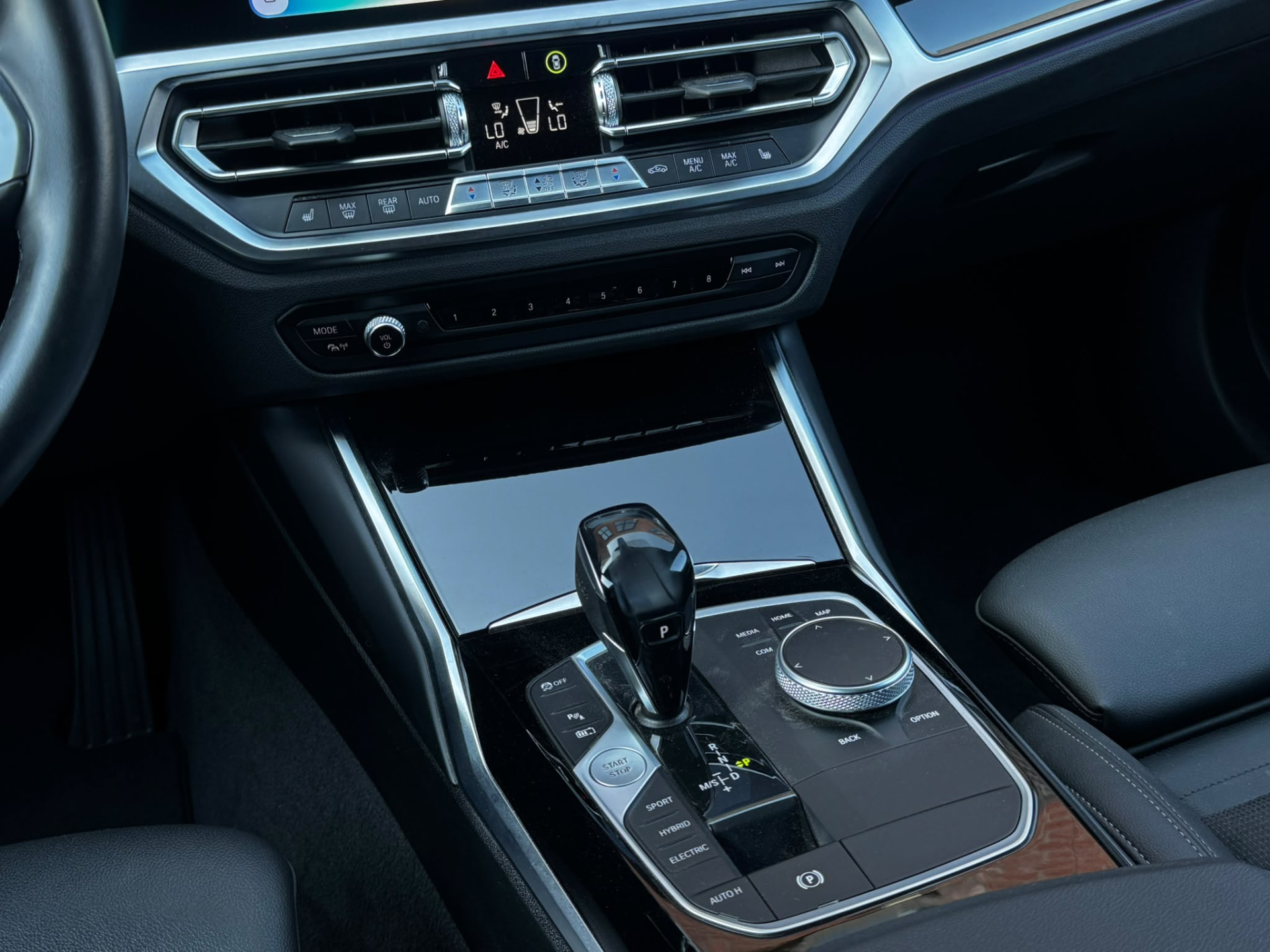 BMW 3-serie Touring 330E 292PK M-Sport Shadow Dode-Hoek Camera