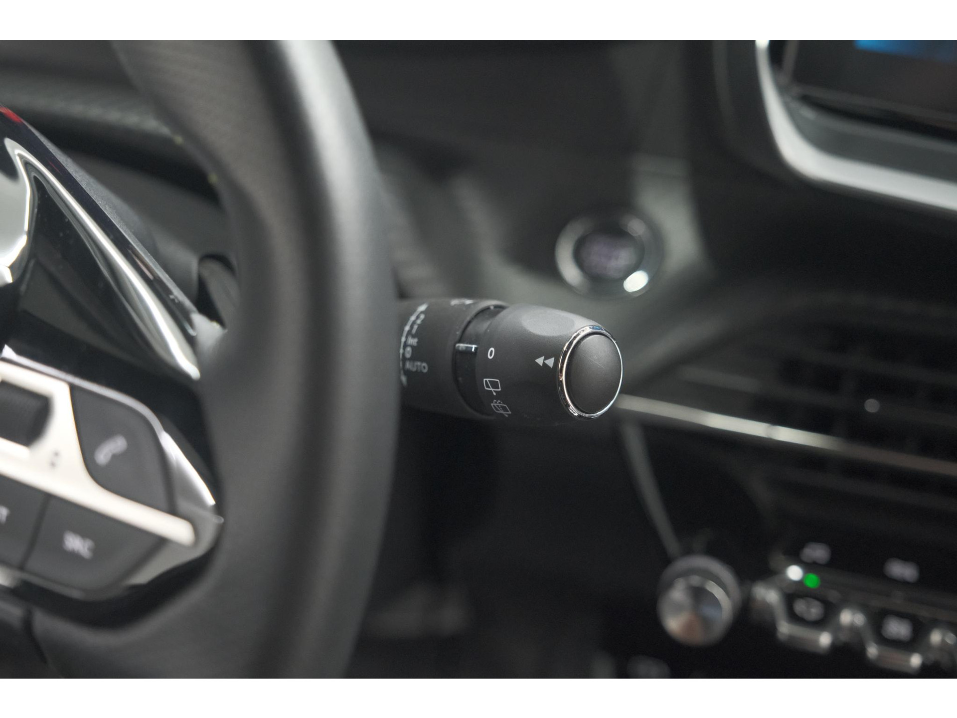 Peugeot 208 PureTech 131 EAT8 GT | Camera | Dodehoekdetectie | Navigatie | Carplay