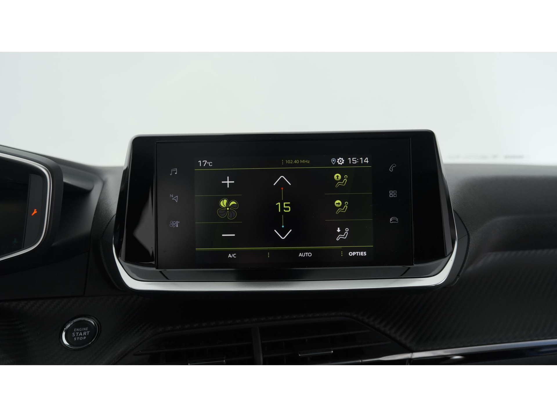 Peugeot 2008 PureTech 130 Allure | Trekhaak | Camera | Apple Carplay | Stoelverwarming | Parkeersensoren