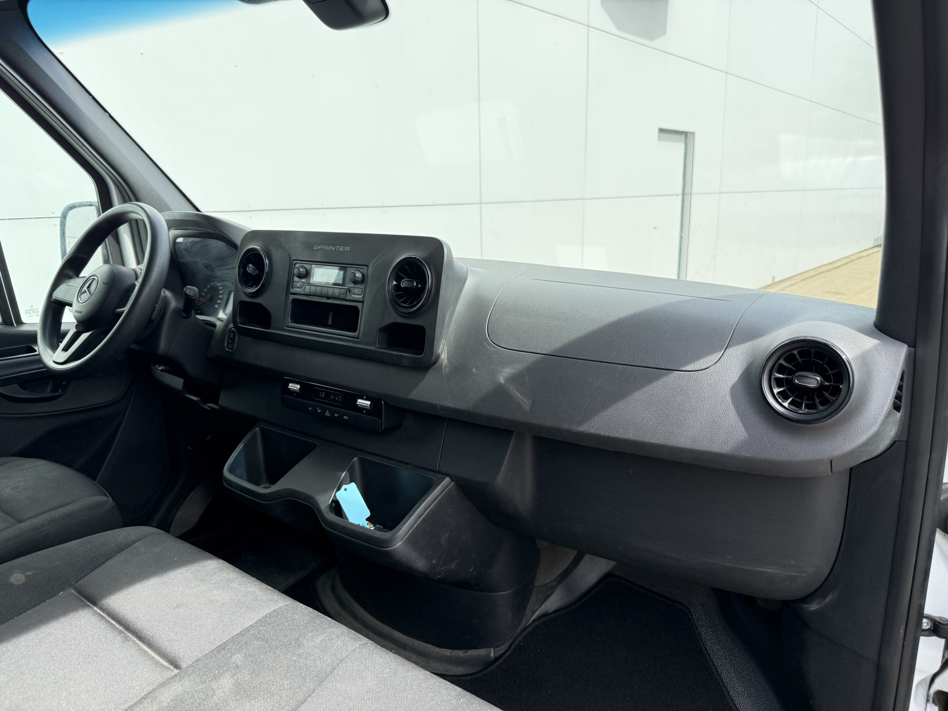 Mercedes-Benz eSprinter eSprinter L2H2 55 kWh L2H2 Elektrisch 168km WLTP 94% (SOH) Snelladen Laadkabel Climate Control Stoelverwarming