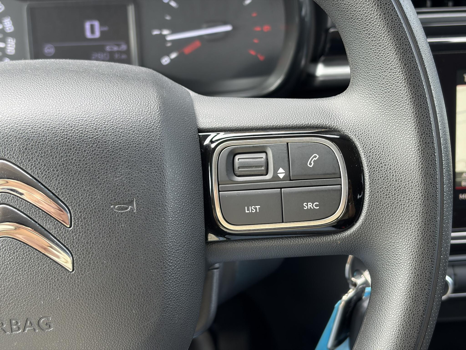 Citroen C3 1.2 PureTech Feel Edition 2e Eigenaar,Navi,Carplay,Clima,Cruise,Pdc,Rijstrooksensor,Lm velgen,N.A.P,Net beurt gehad,Bj 12-2017,Apk tot 02-2027