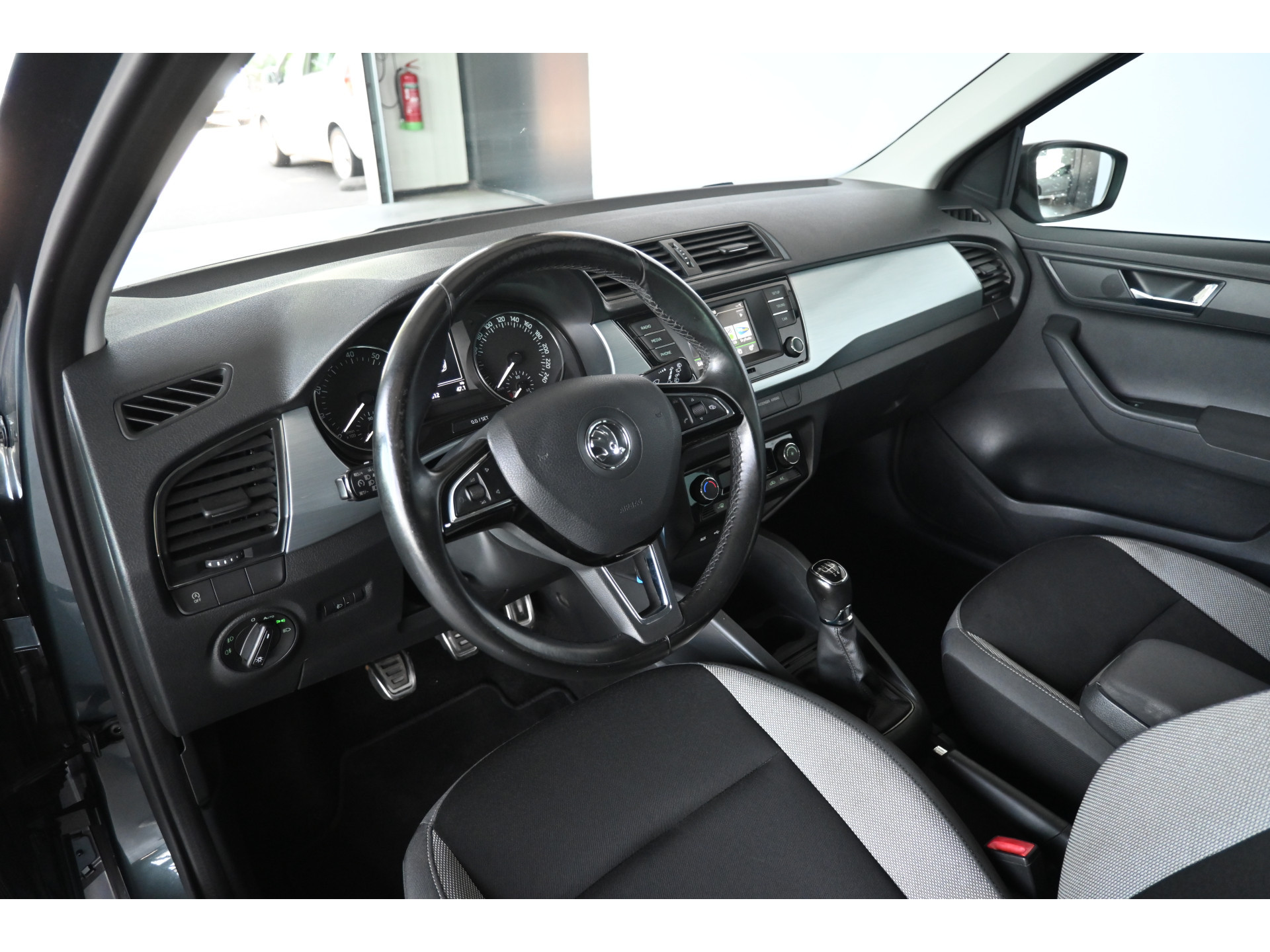 ŠKODA Fabia Combi 1.2 TSI First Edition Ambition Clima LED Cruise Control Rijklaarprijs! Inruil Mogelijk!