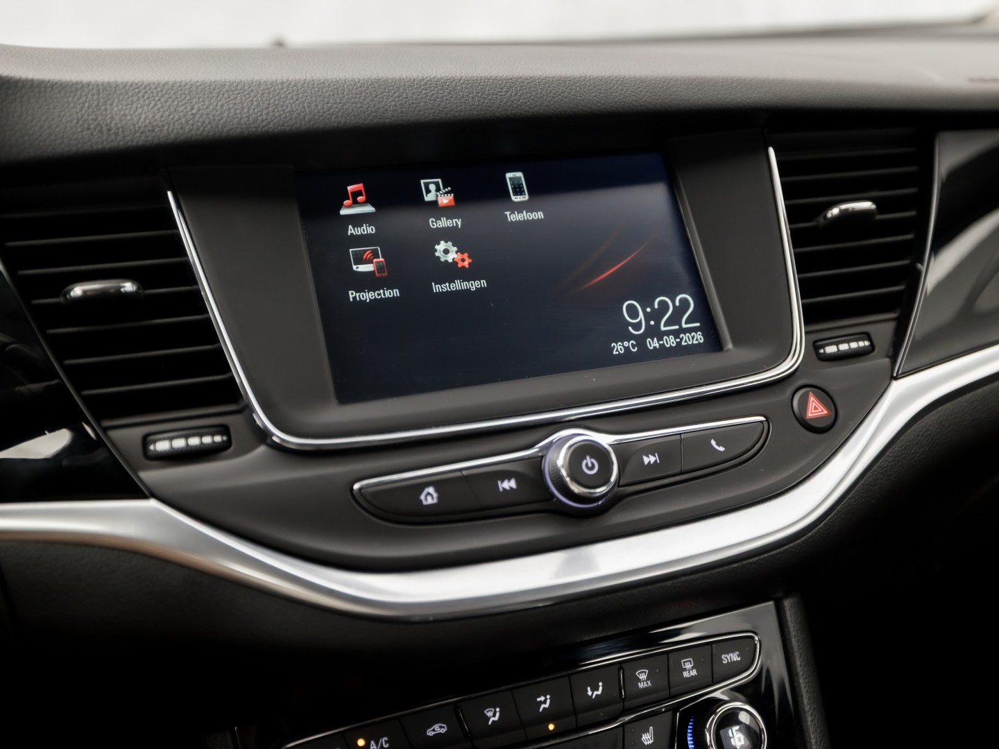 Opel Astra Sports Tourer 1.4 Turbo Innovation Sport 150Pk Automaat (APPLE CARPLAY, NAVIGATIE, CAMERA, STUUR/STOELVERWARMING, SPORTSTOELEN, ADAPTIVE CRUISE, LM VELGEN, NIEUWSTAAT)