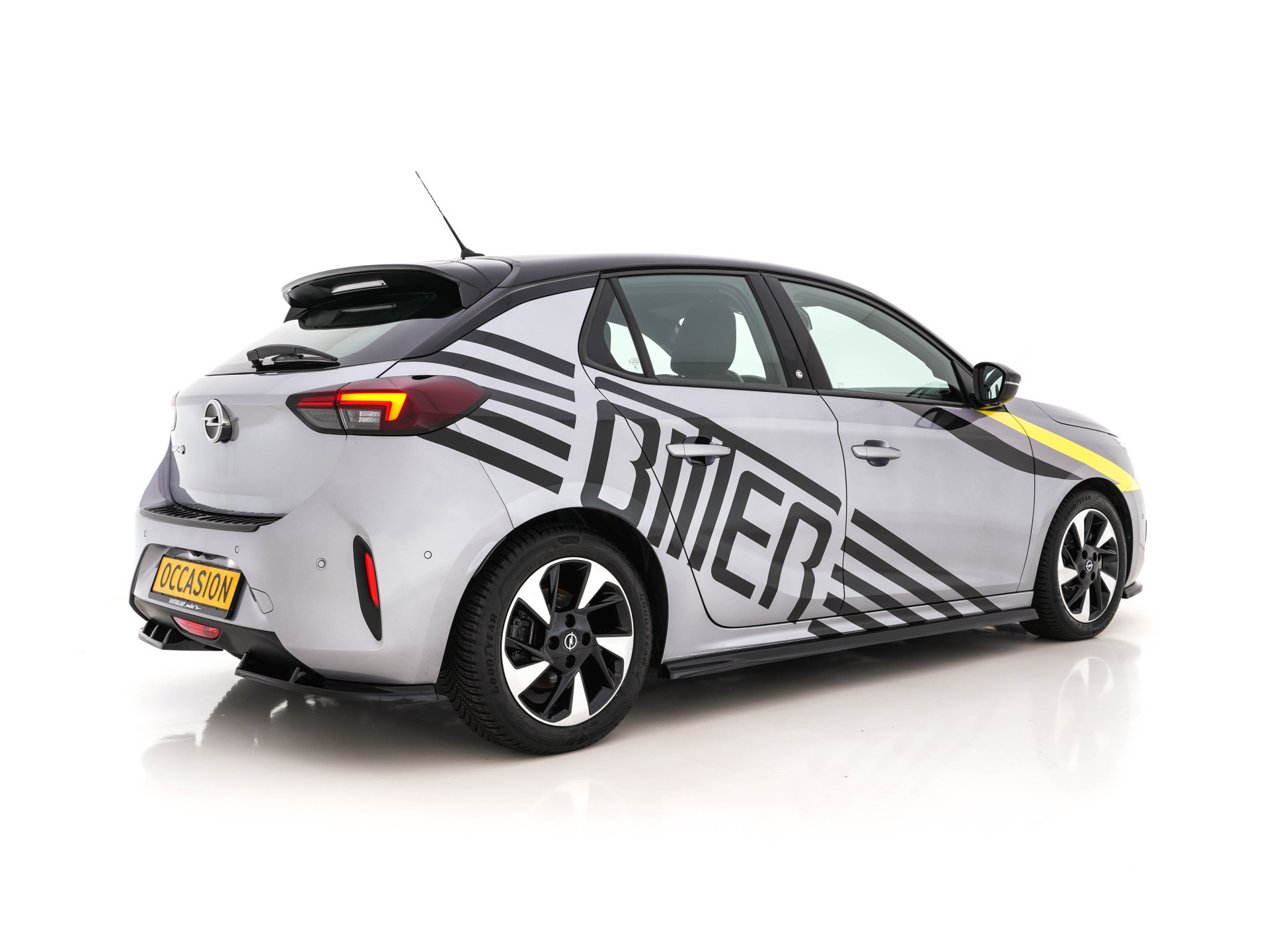 Opel Corsa-e GS-Line Bitter-Edition 50 kWh [ 3-Fase ] (INCL-BTW) Aut.* HEATPUMP | LEATHER-MICROFIBRE | ADAPTIVE-CRUISE | CARPLAY | CCS-FASTLOADER | FULL-LED | HEATED-SPORTSEATS | DAB+ | ECC | LANE-ASSIST | CAMERA | PDC | DIGI-COCKPIT | 17 "ALU*