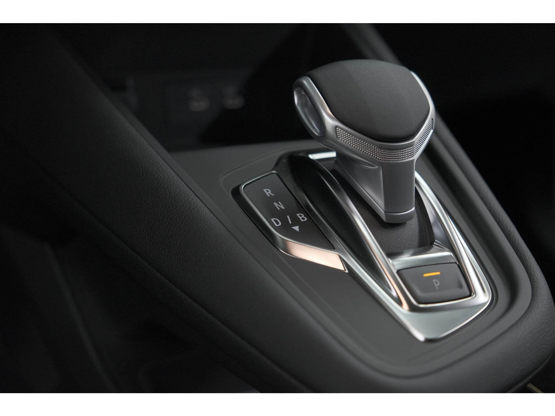 Renault Captur 1.6 E-Tech full hybrid 145 Techno | 360 Camera | Adaptieve Cruise Control | Apple Carplay | 18 Inch Lichtmetalen Velgen